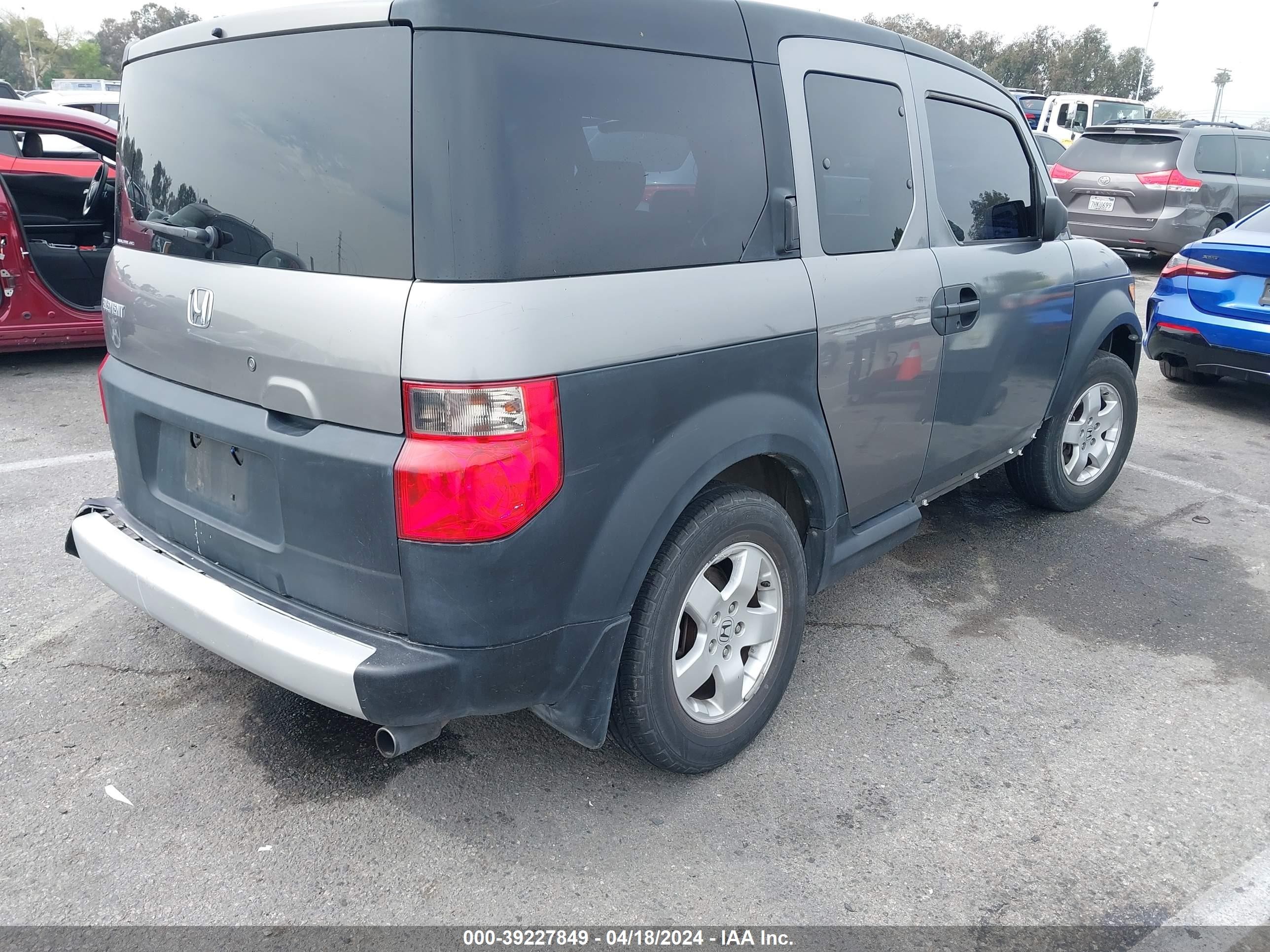 Photo 3 VIN: 5J6YH28655L025363 - HONDA ELEMENT 