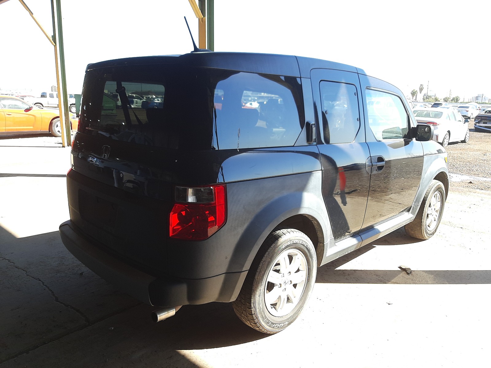 Photo 3 VIN: 5J6YH28656L002182 - HONDA ELEMENT EX 