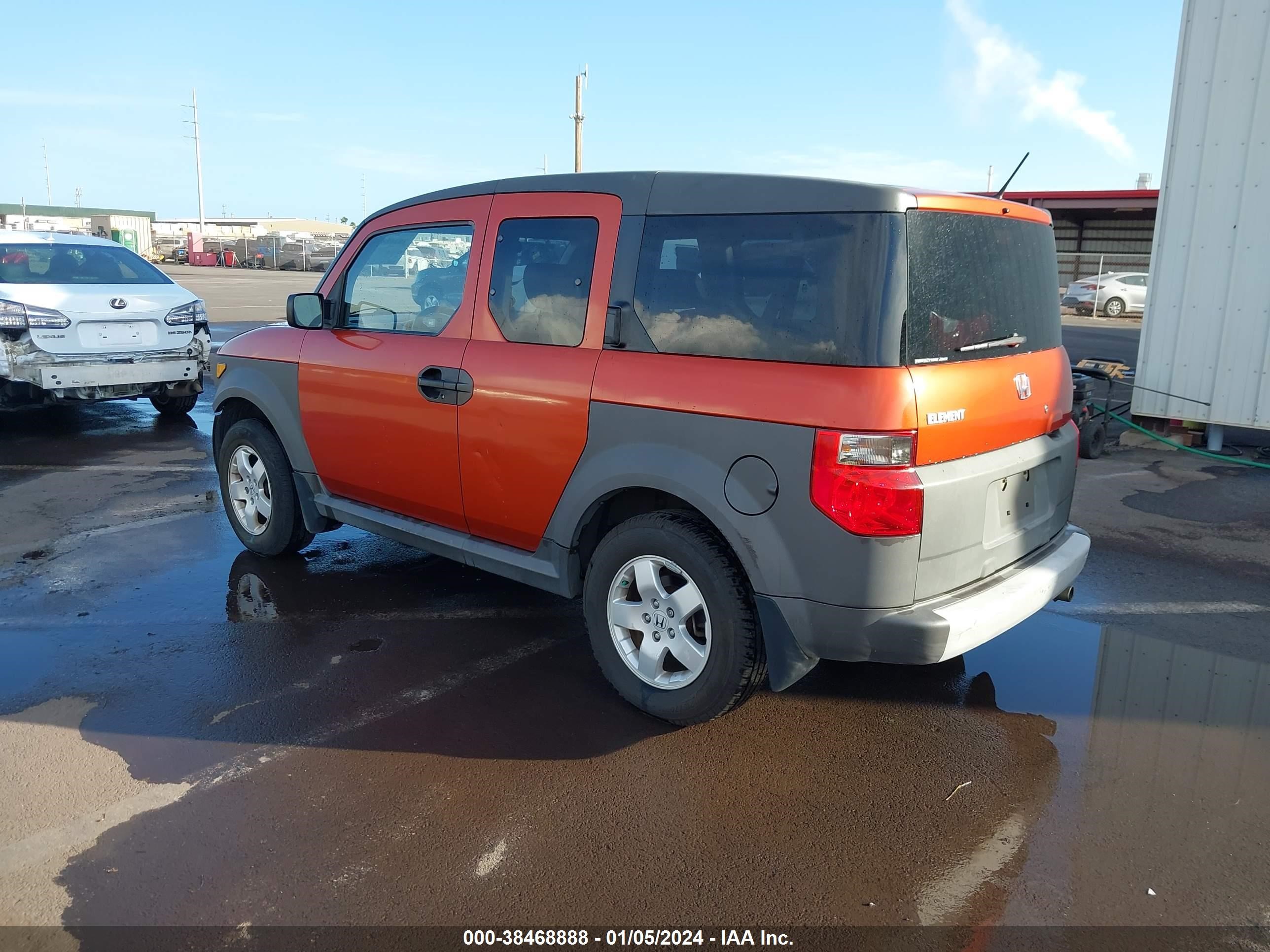 Photo 2 VIN: 5J6YH28665L010127 - HONDA ELEMENT 