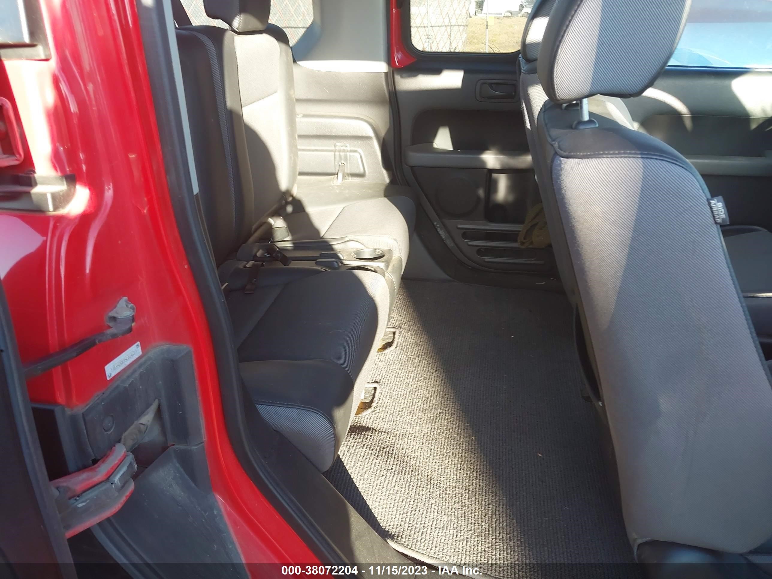 Photo 7 VIN: 5J6YH28695L014687 - HONDA ELEMENT 