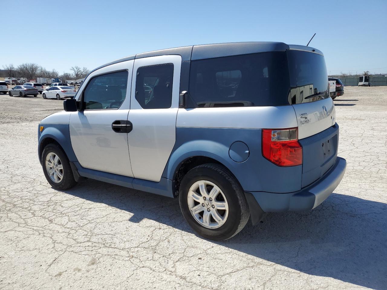 Photo 1 VIN: 5J6YH28696L025674 - HONDA ELEMENT 