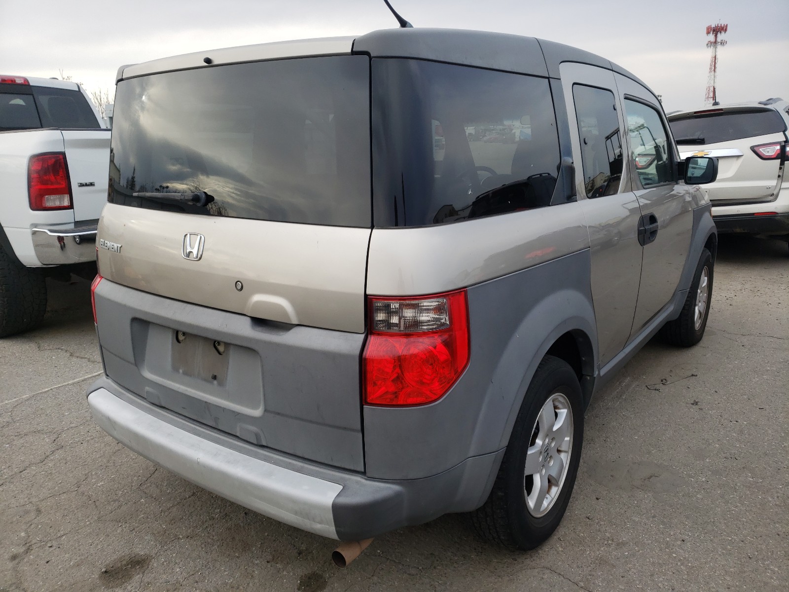 Photo 3 VIN: 5J6YH286X4L032310 - HONDA ELEMENT EX 