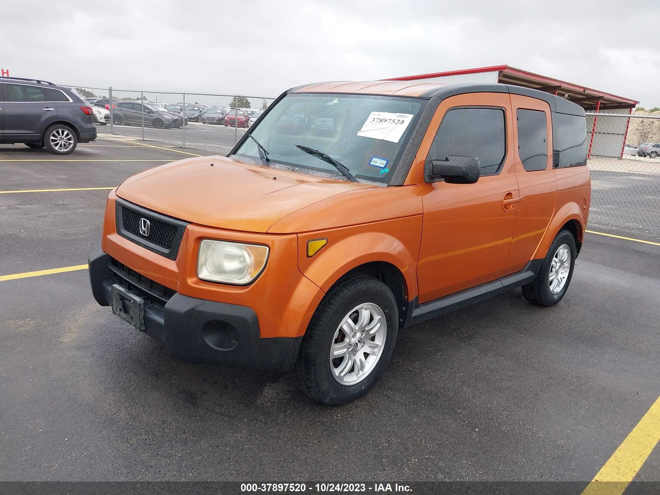 Photo 1 VIN: 5J6YH28706L006813 - HONDA ELEMENT 