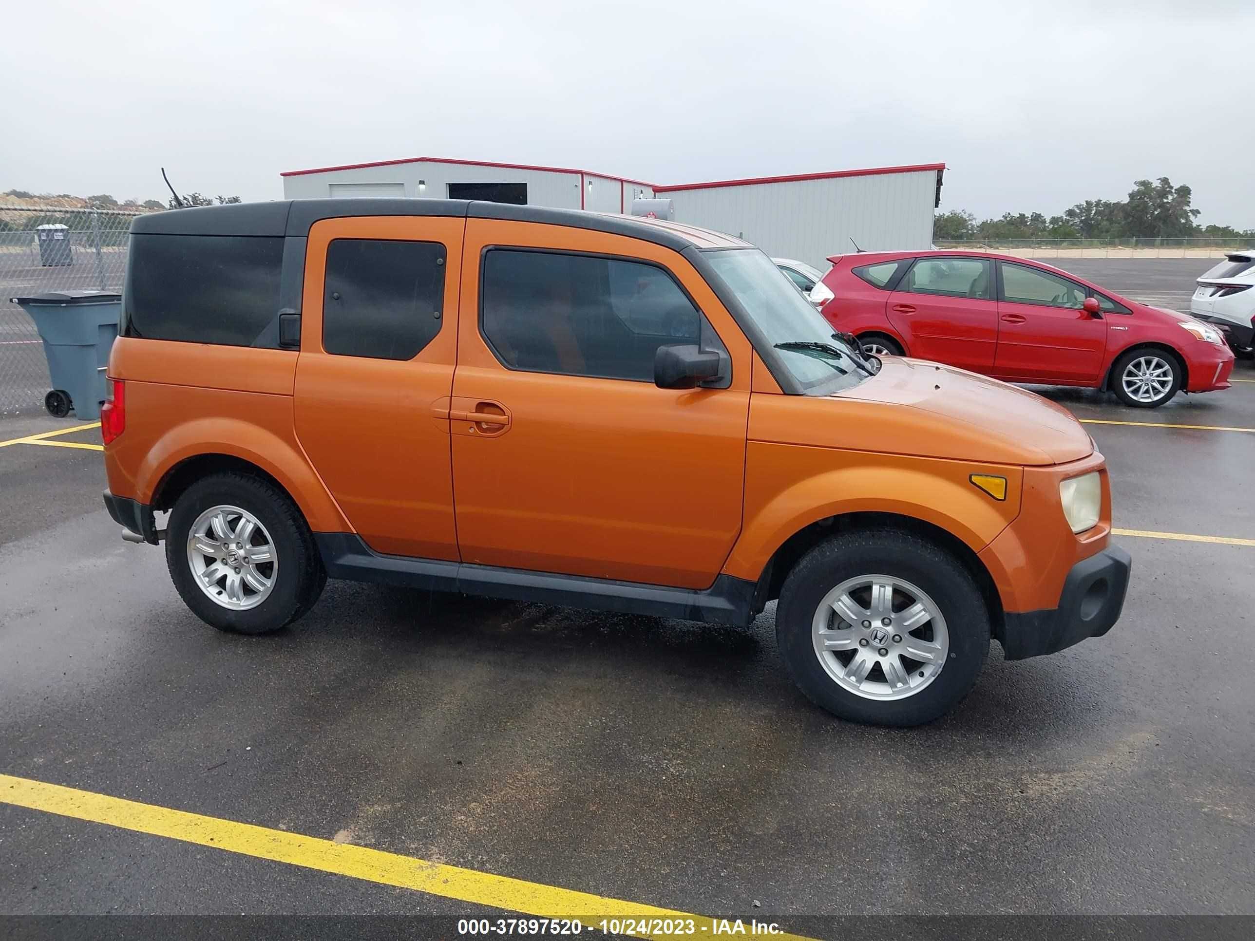 Photo 12 VIN: 5J6YH28706L006813 - HONDA ELEMENT 