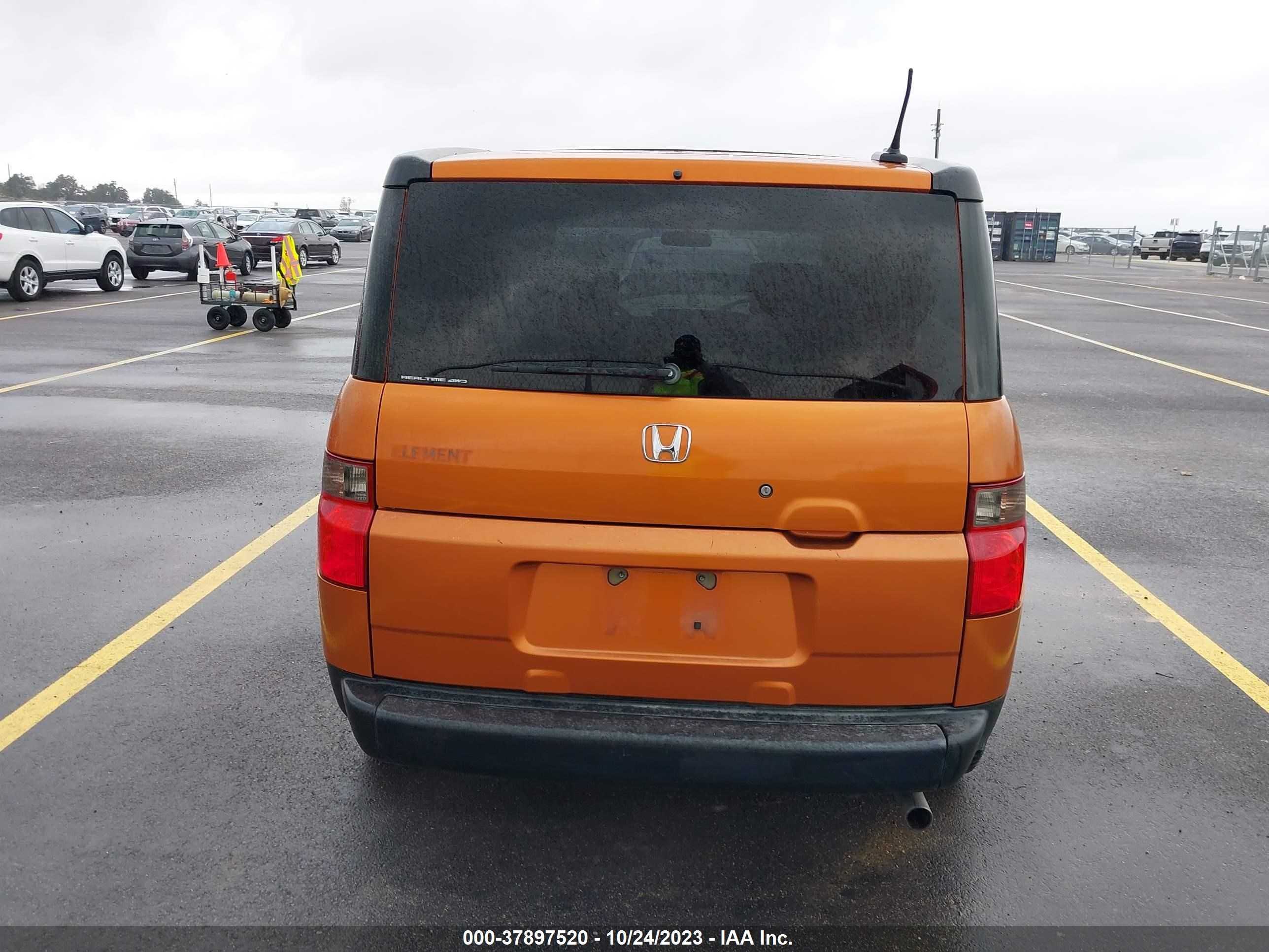 Photo 15 VIN: 5J6YH28706L006813 - HONDA ELEMENT 