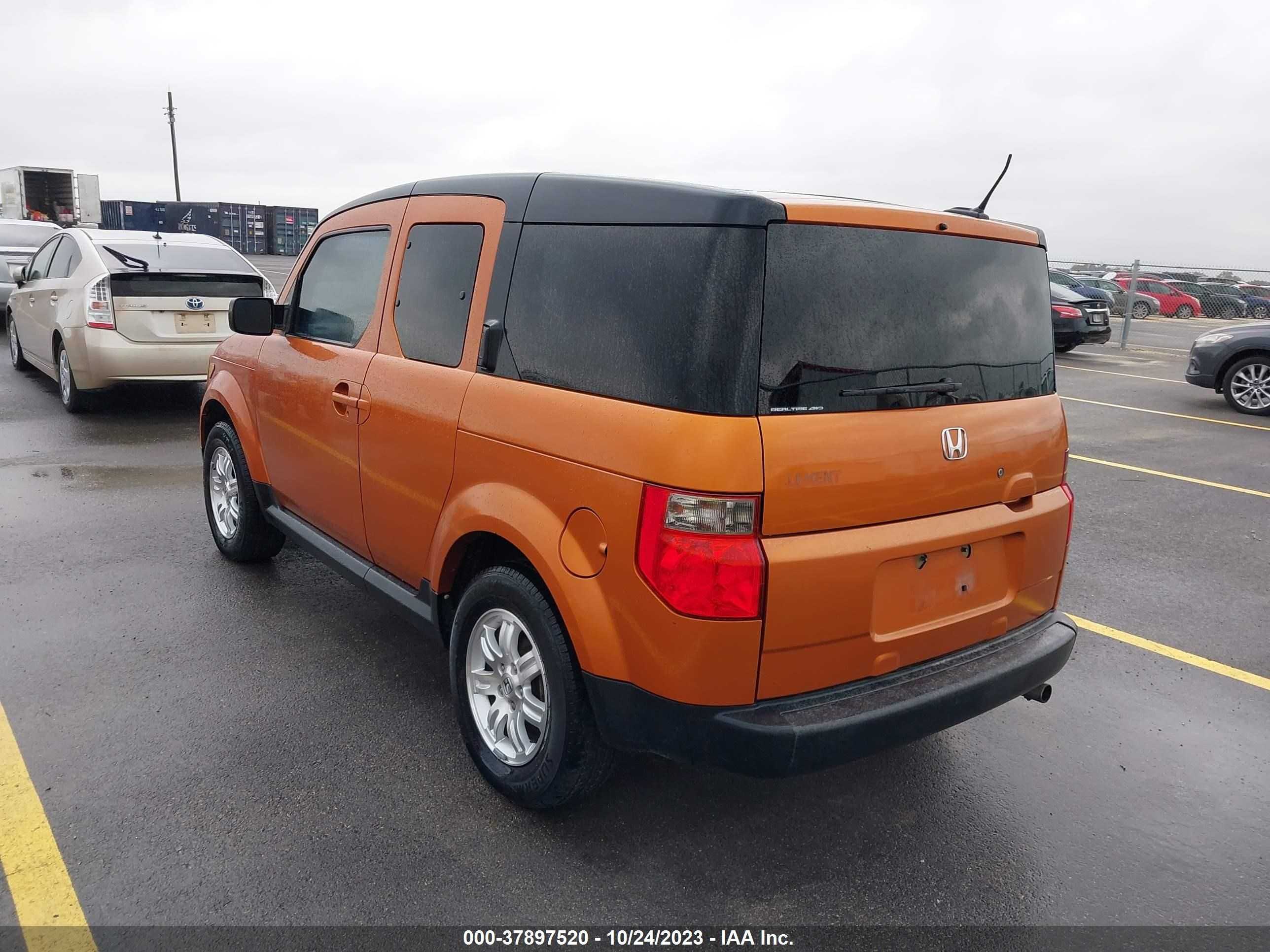 Photo 2 VIN: 5J6YH28706L006813 - HONDA ELEMENT 