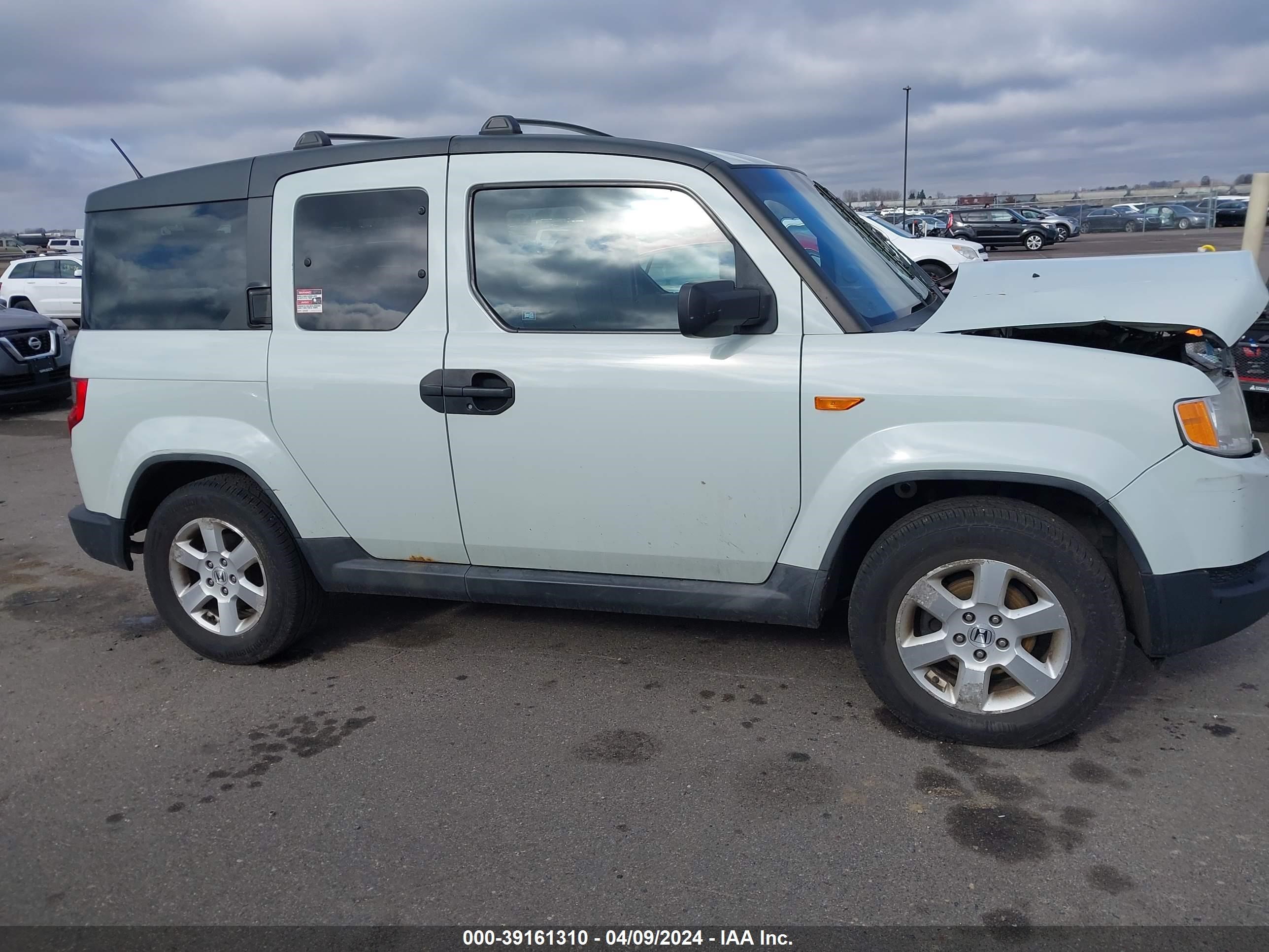 Photo 12 VIN: 5J6YH28709L002989 - HONDA ELEMENT 