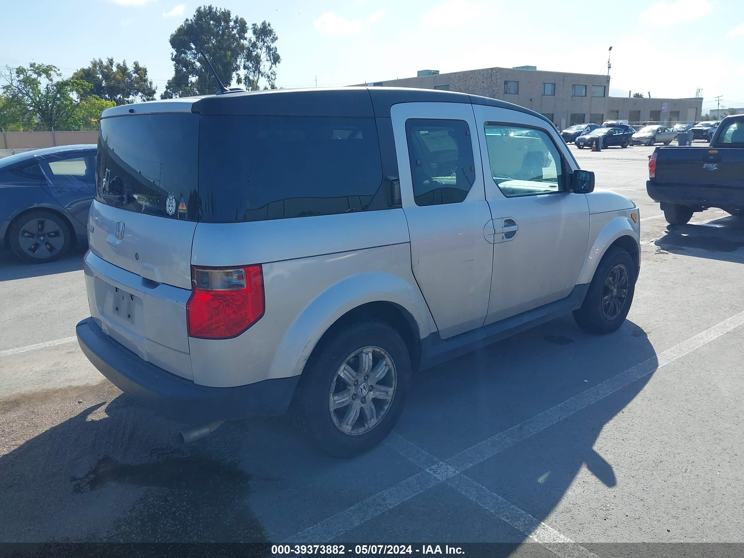 Photo 3 VIN: 5J6YH28716L022132 - HONDA ELEMENT 