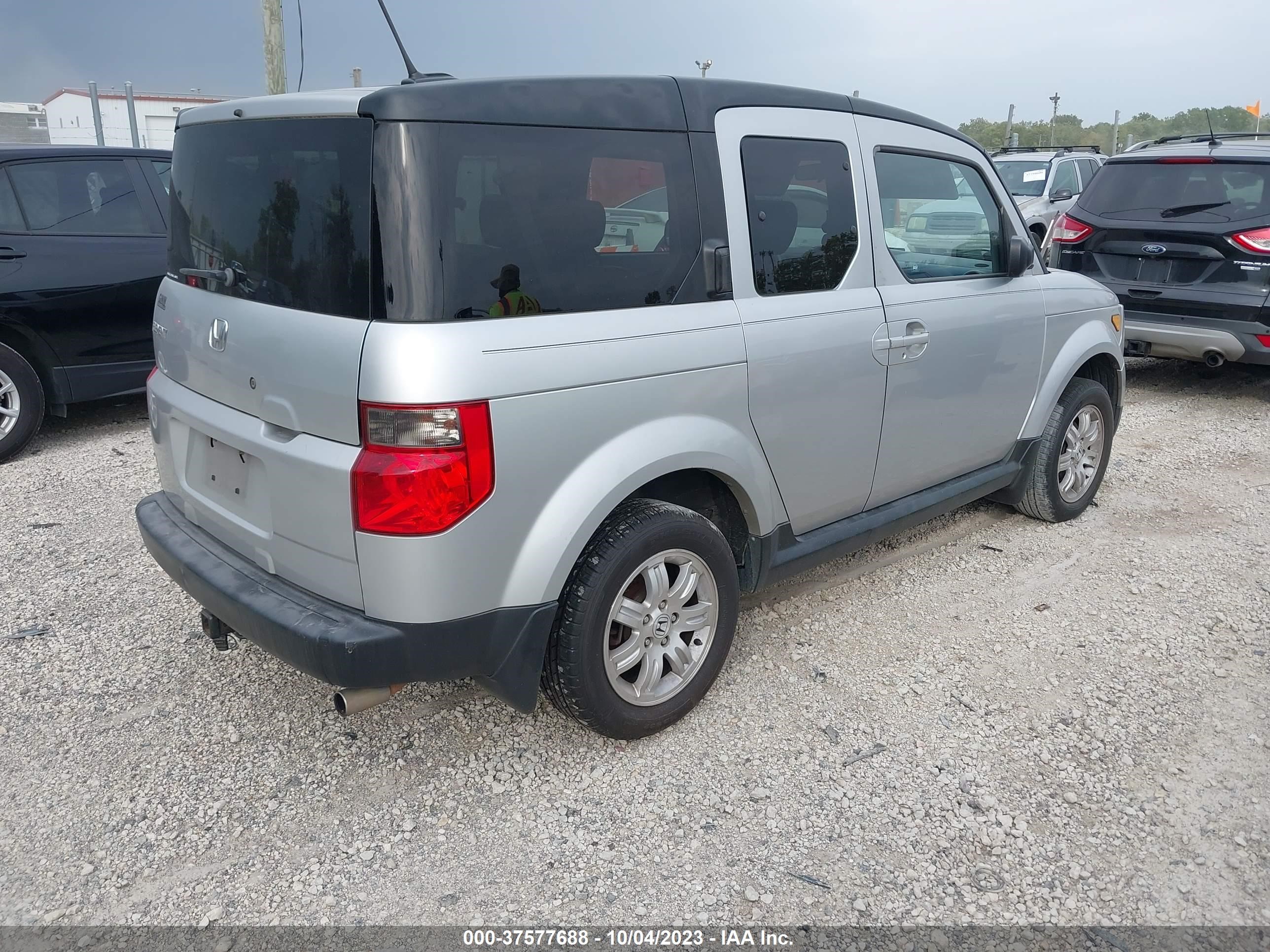 Photo 3 VIN: 5J6YH28726L019269 - HONDA ELEMENT 