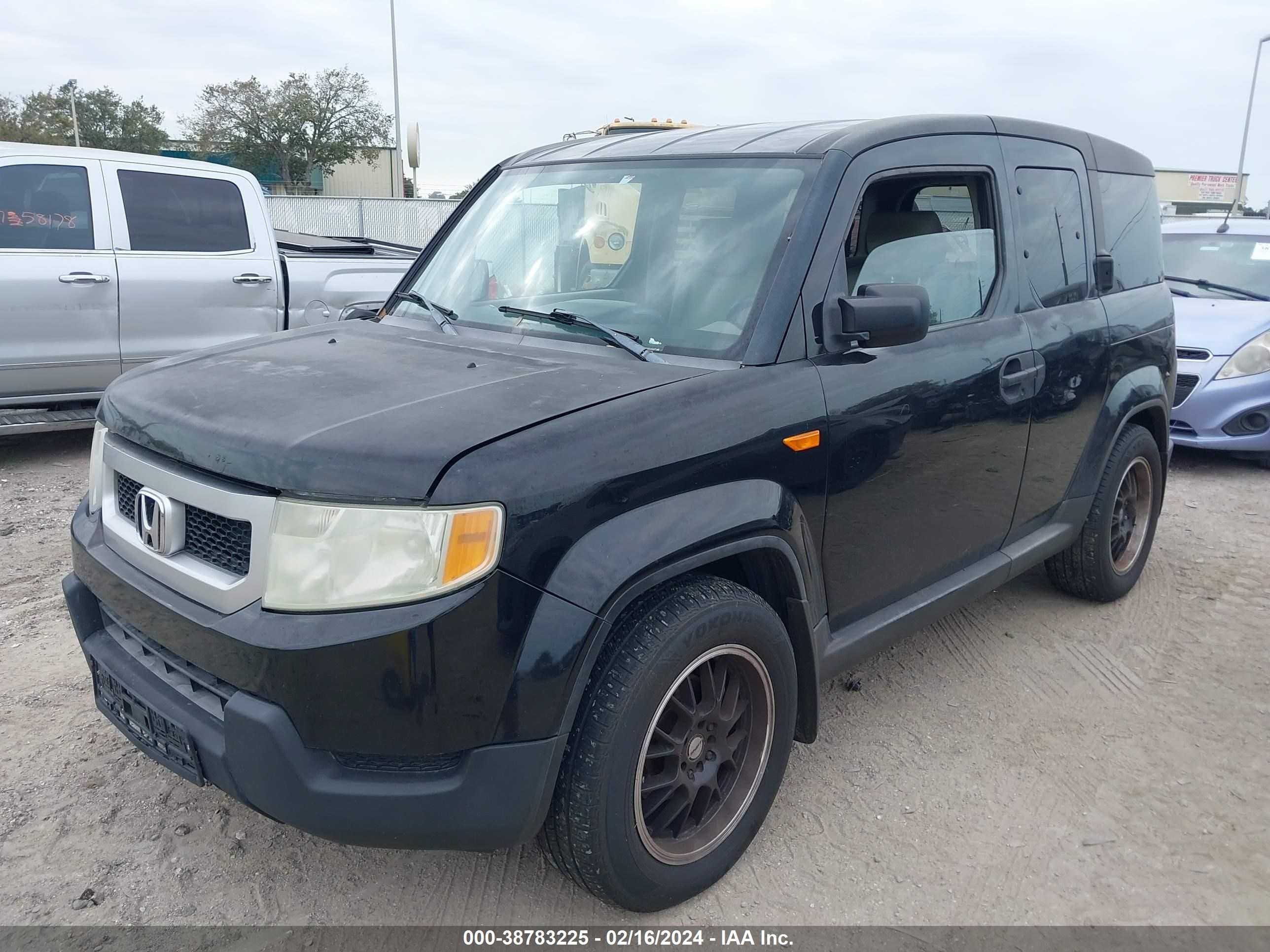 Photo 1 VIN: 5J6YH28729L006168 - HONDA ELEMENT 