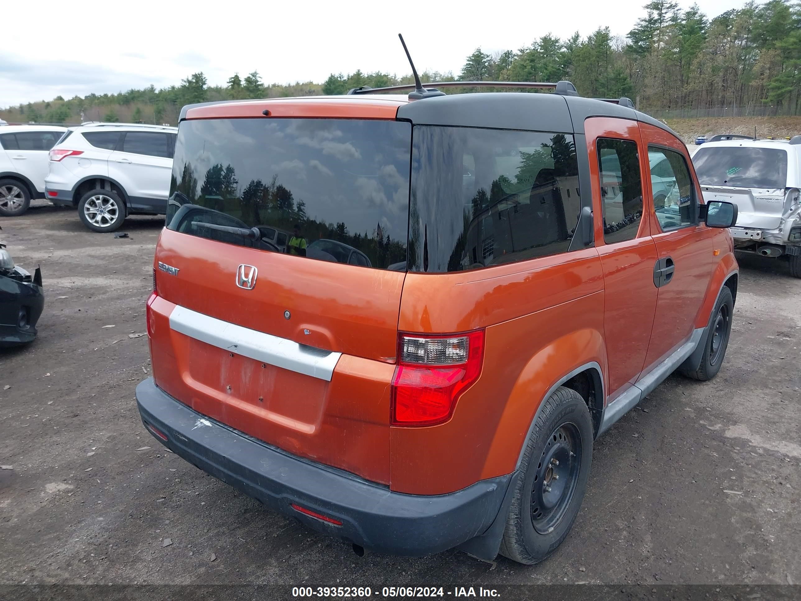 Photo 3 VIN: 5J6YH28749L003952 - HONDA ELEMENT 