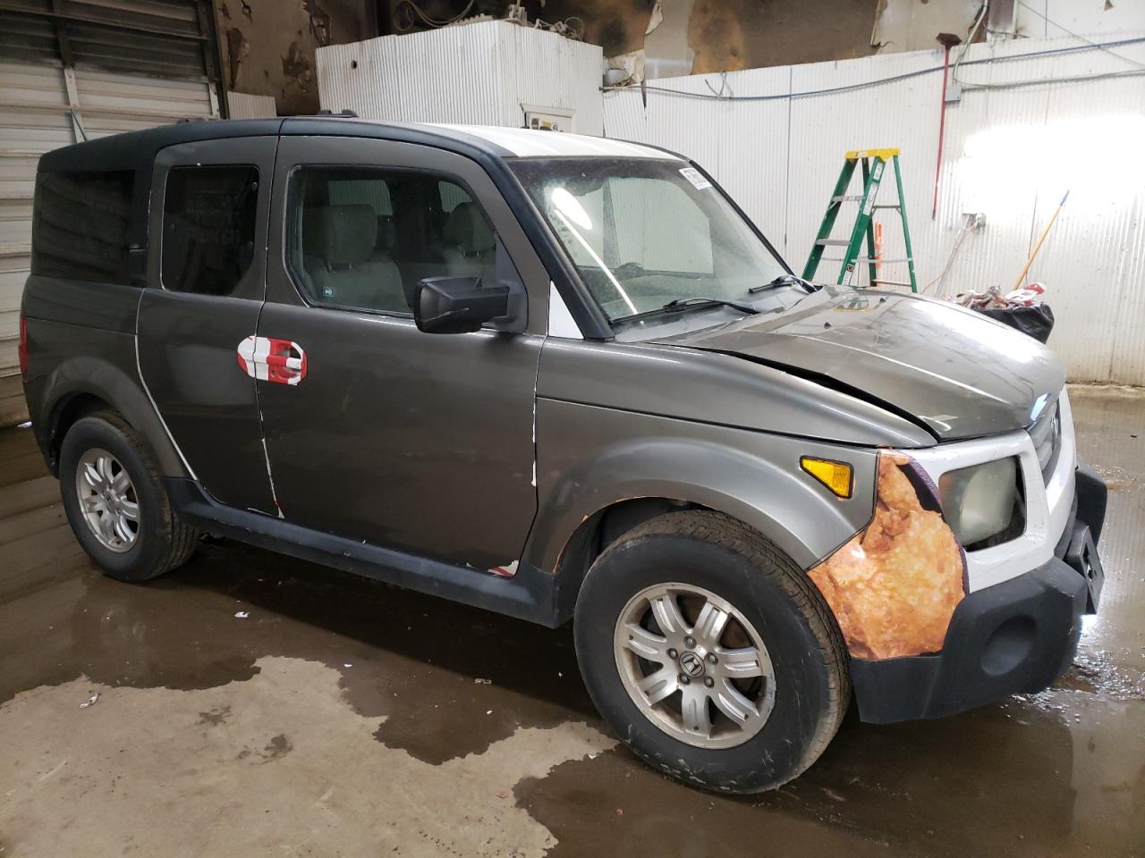 Photo 3 VIN: 5J6YH28778L003975 - HONDA ELEMENT 