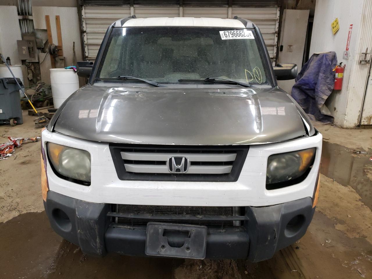 Photo 4 VIN: 5J6YH28778L003975 - HONDA ELEMENT 