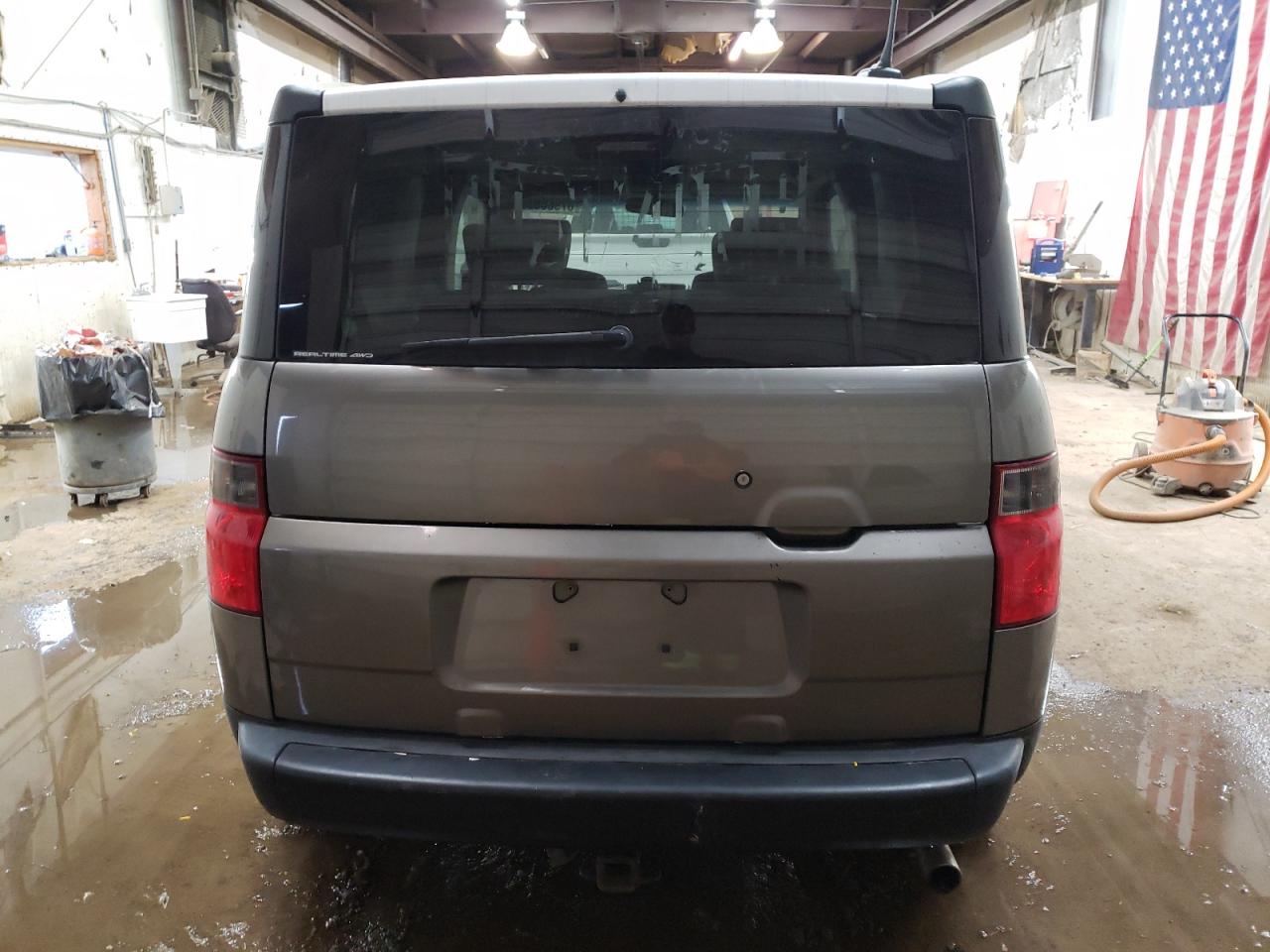 Photo 5 VIN: 5J6YH28778L003975 - HONDA ELEMENT 