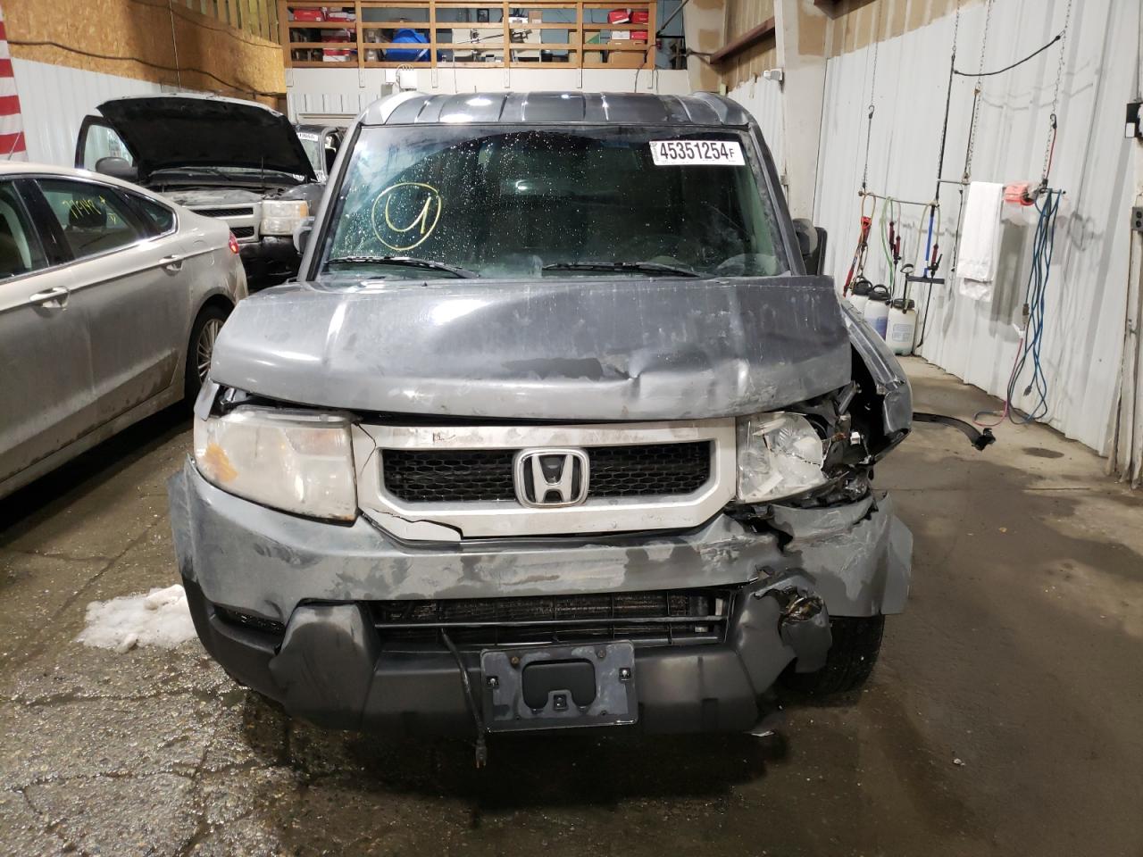 Photo 4 VIN: 5J6YH28779L001368 - HONDA ELEMENT 