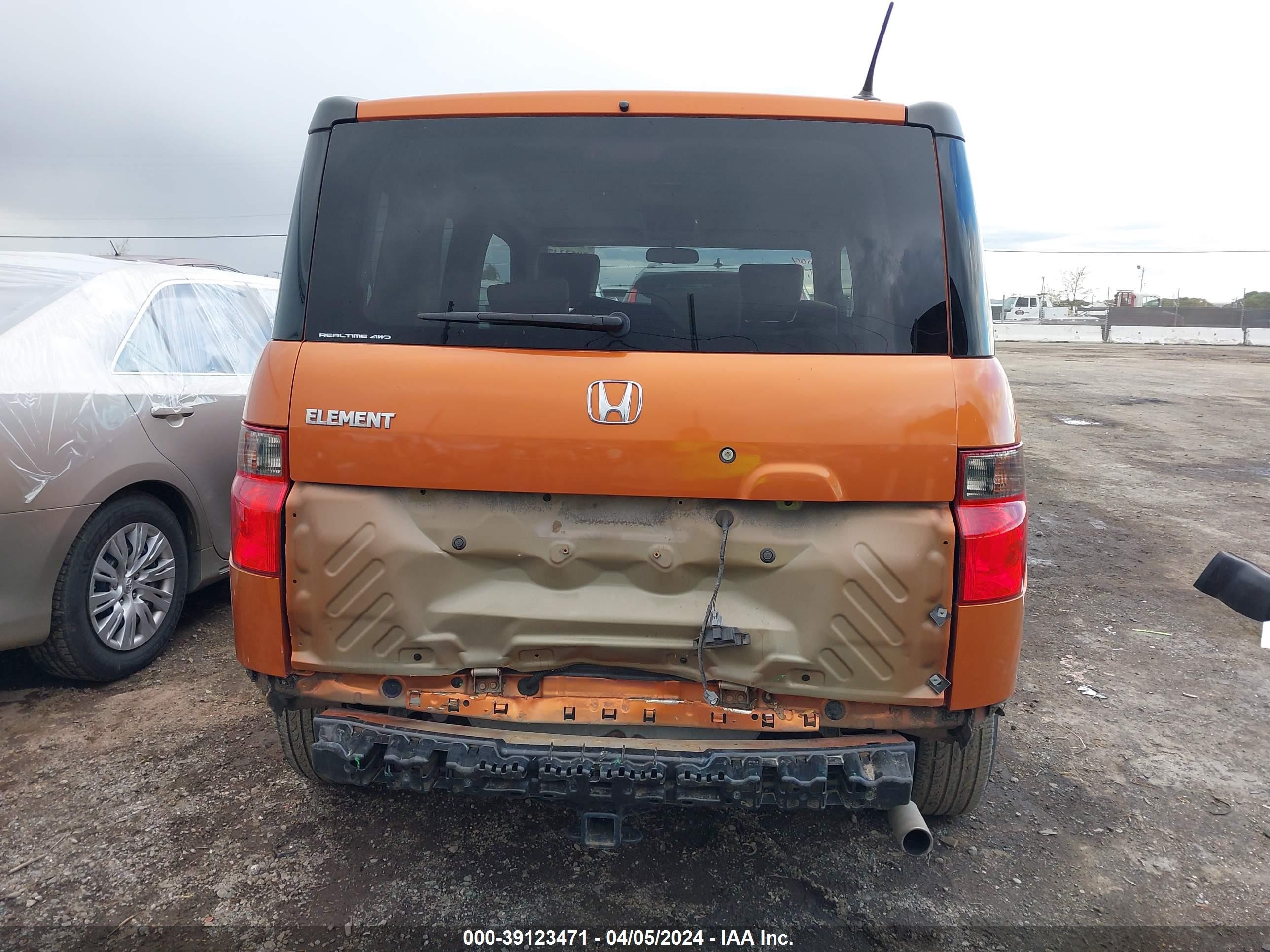 Photo 16 VIN: 5J6YH28788L014158 - HONDA ELEMENT 