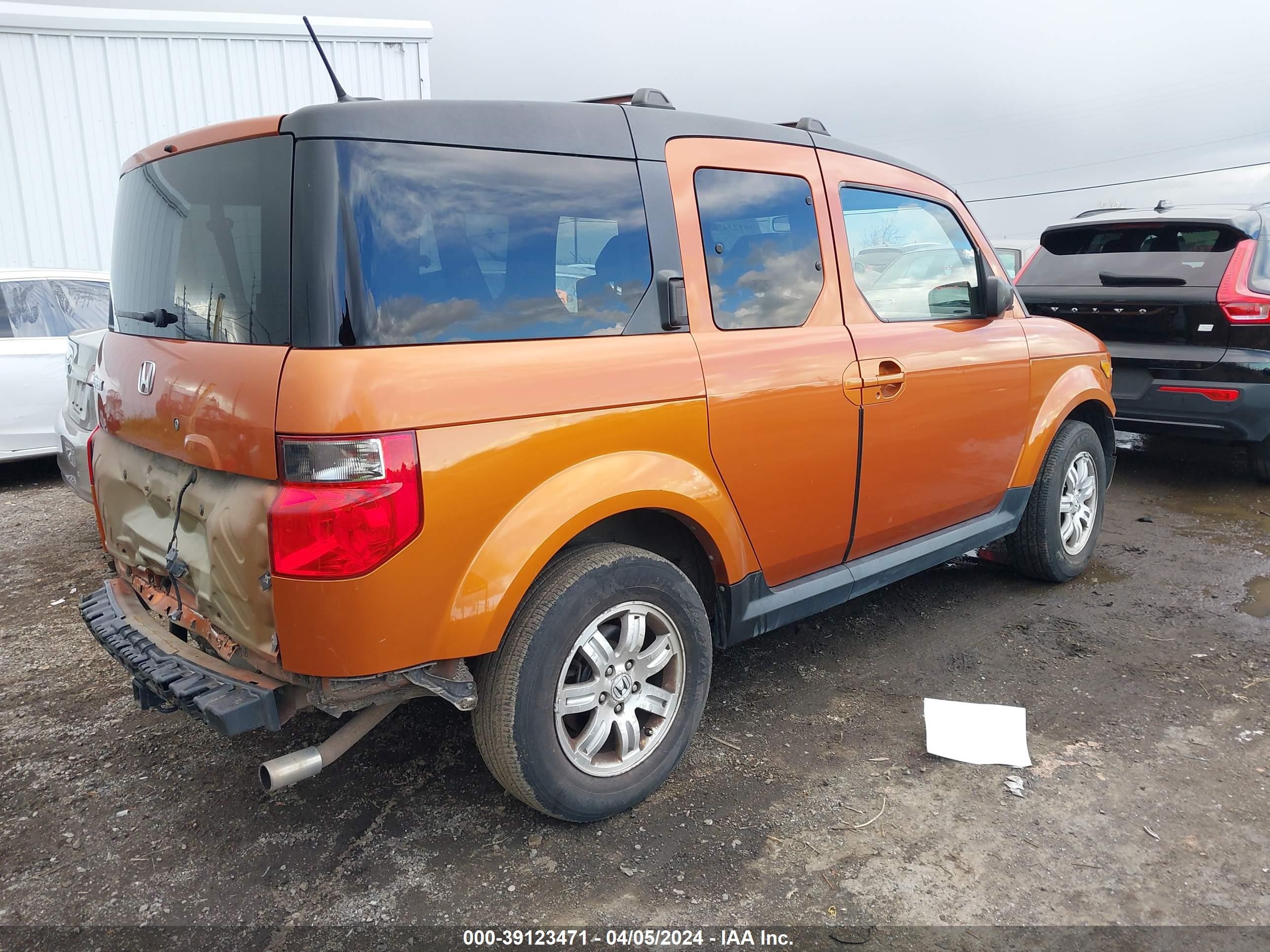 Photo 3 VIN: 5J6YH28788L014158 - HONDA ELEMENT 