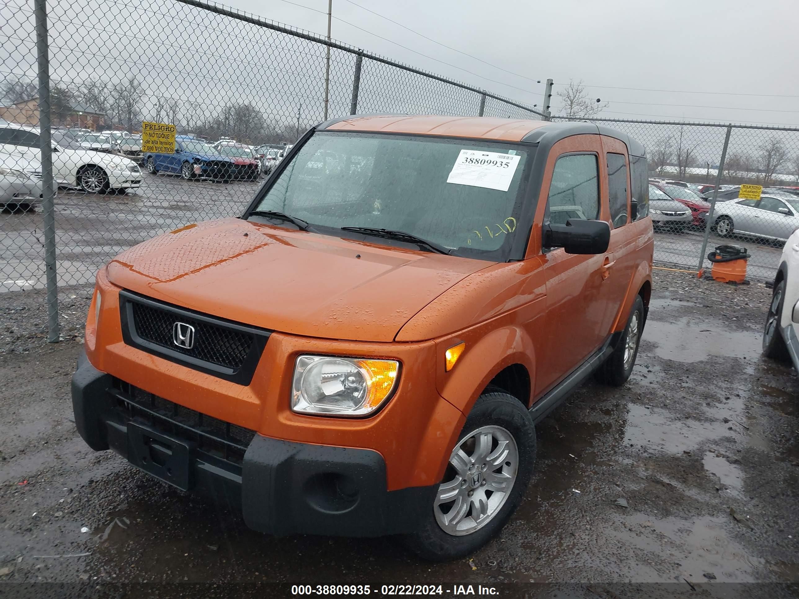 Photo 1 VIN: 5J6YH28796L015557 - HONDA ELEMENT 