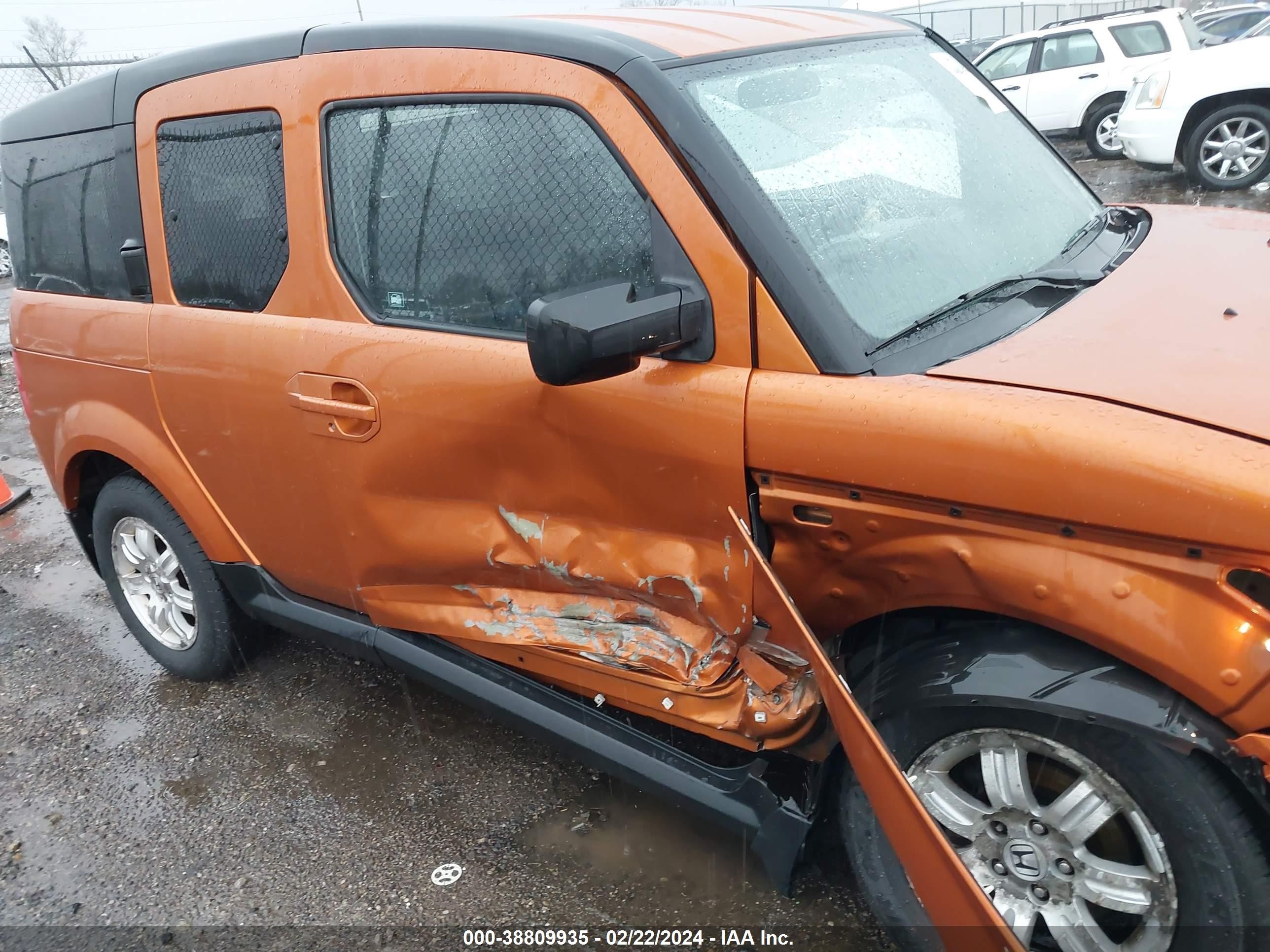 Photo 12 VIN: 5J6YH28796L015557 - HONDA ELEMENT 