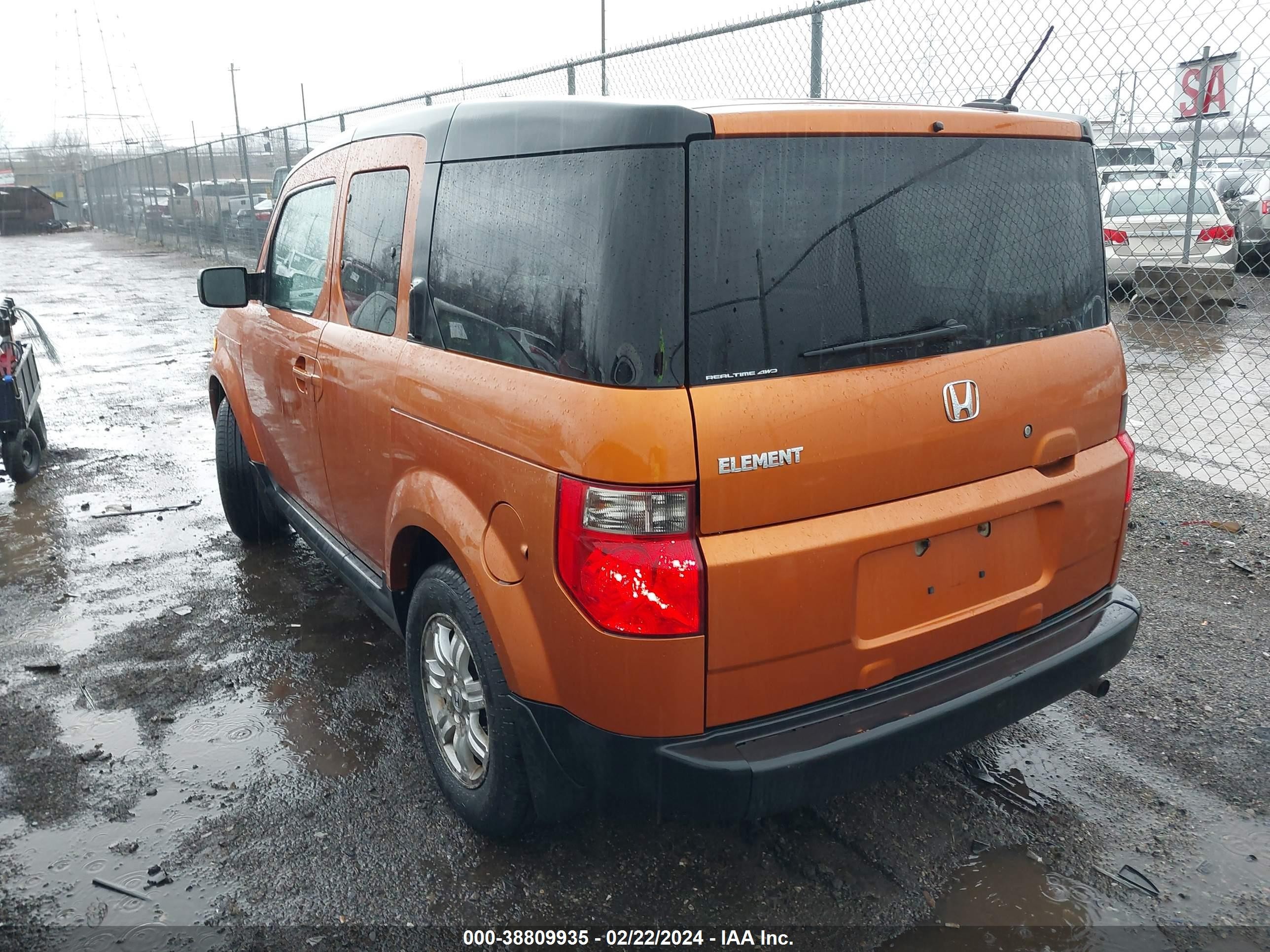 Photo 2 VIN: 5J6YH28796L015557 - HONDA ELEMENT 