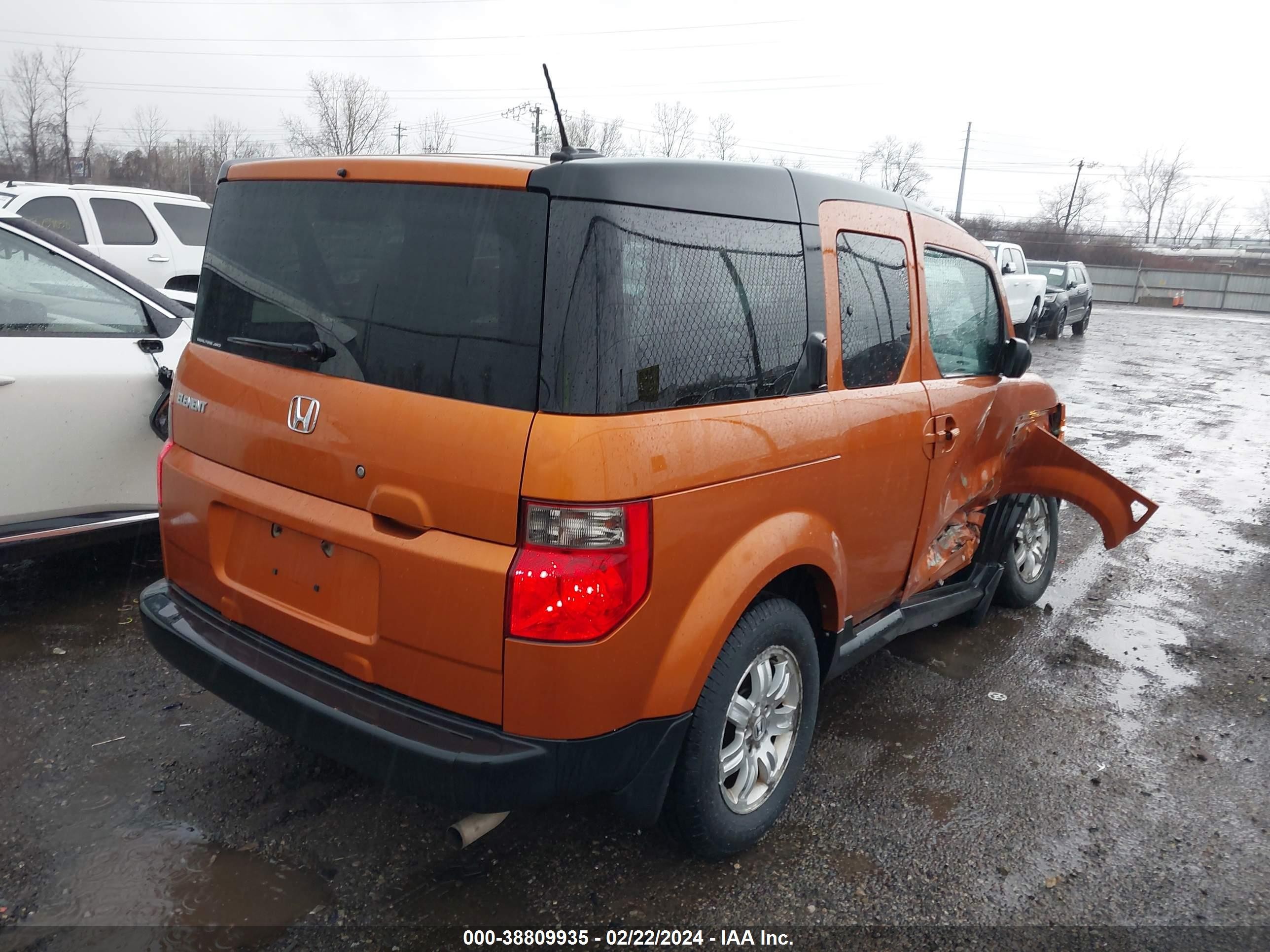 Photo 3 VIN: 5J6YH28796L015557 - HONDA ELEMENT 