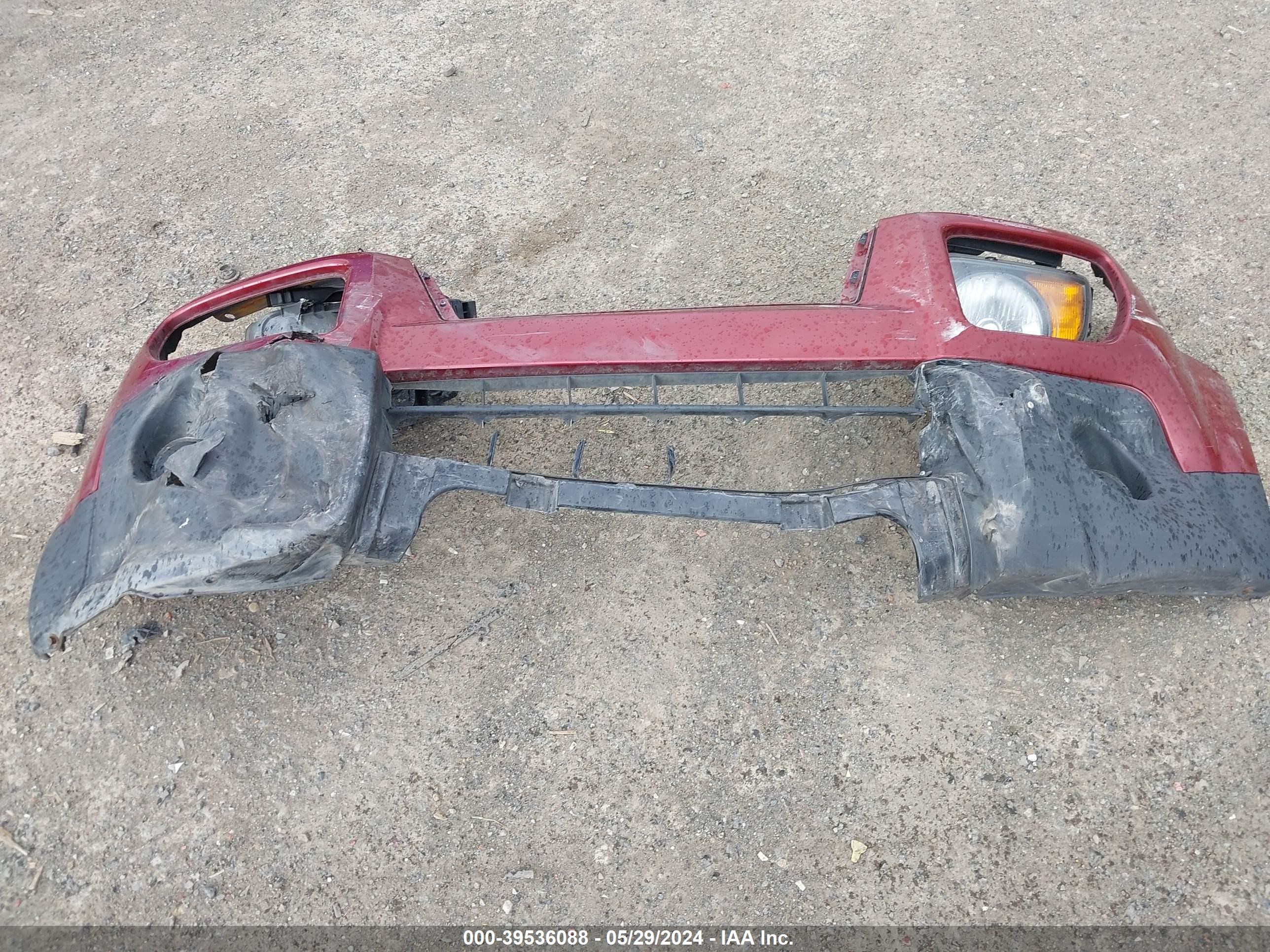 Photo 11 VIN: 5J6YH287X8L010905 - HONDA ELEMENT 