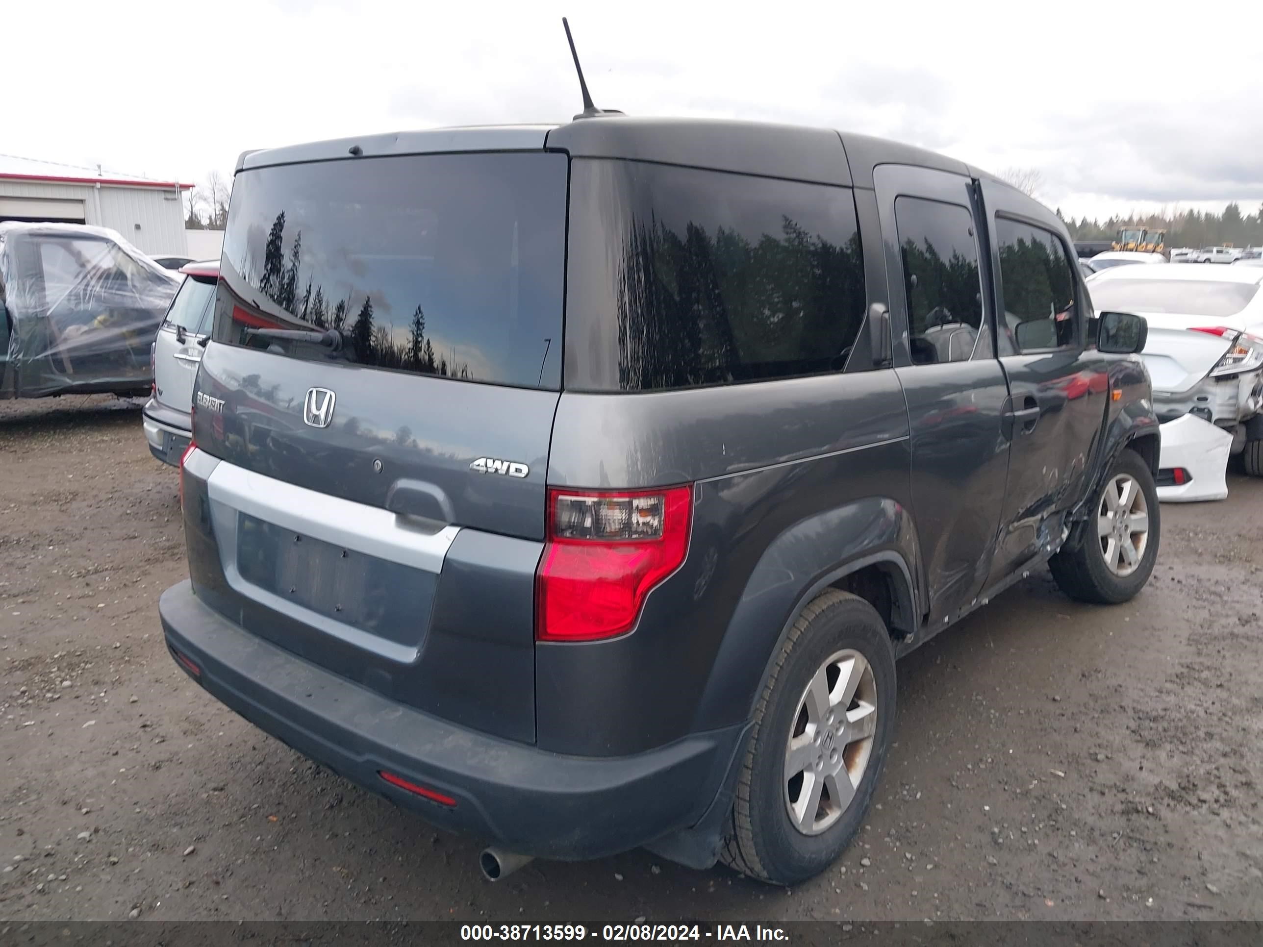 Photo 3 VIN: 5J6YH287X9L000568 - HONDA ELEMENT 