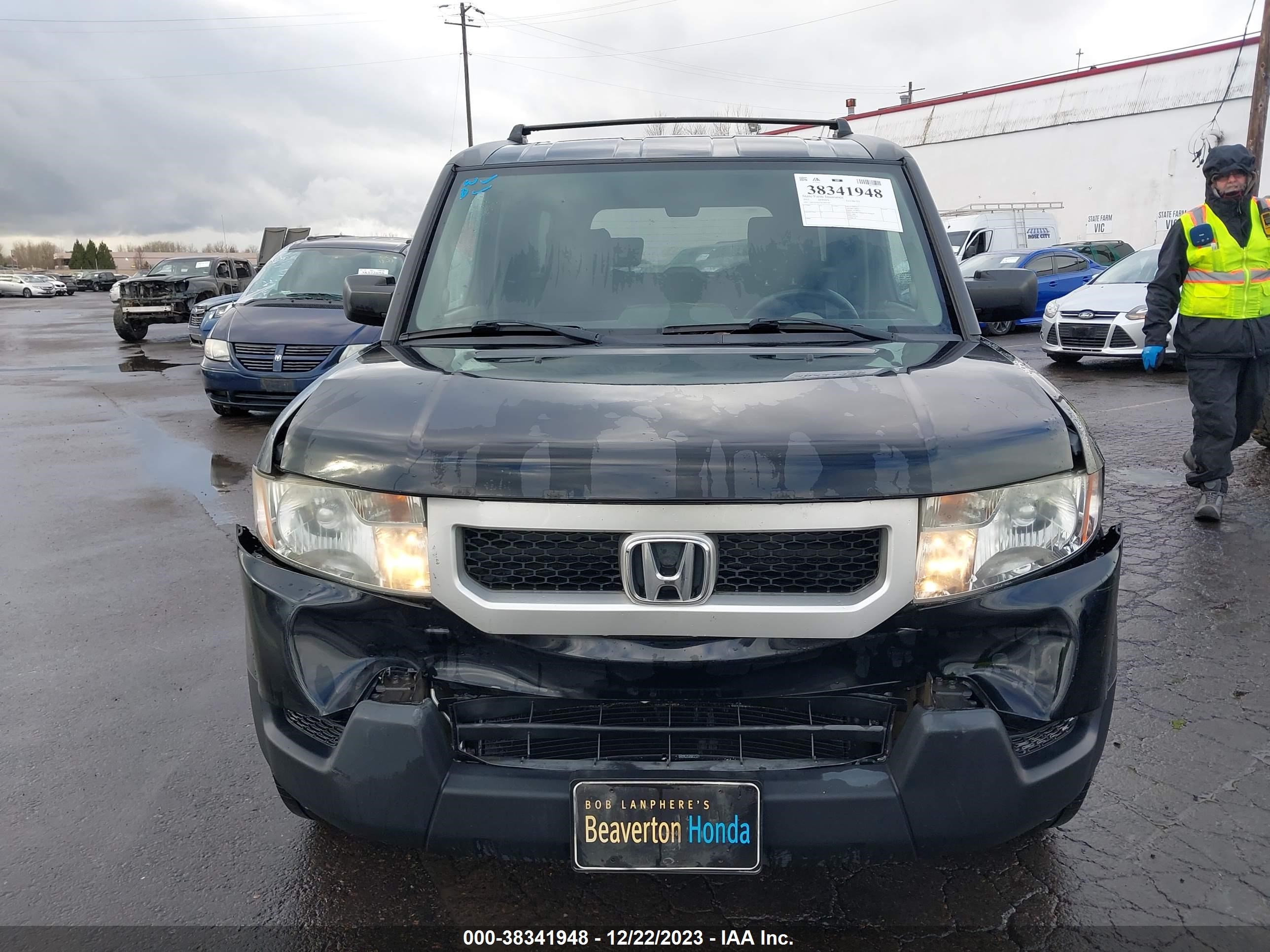 Photo 11 VIN: 5J6YH2H37BL006198 - HONDA ELEMENT 