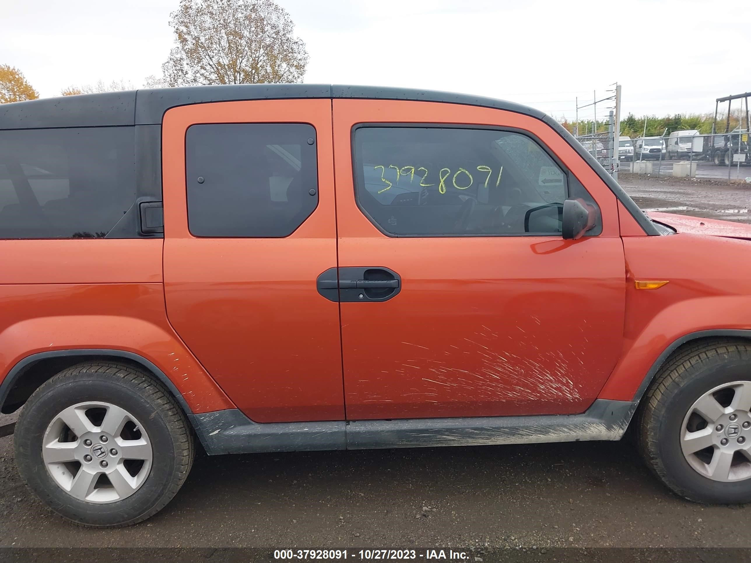 Photo 12 VIN: 5J6YH2H75AL005231 - HONDA ELEMENT 