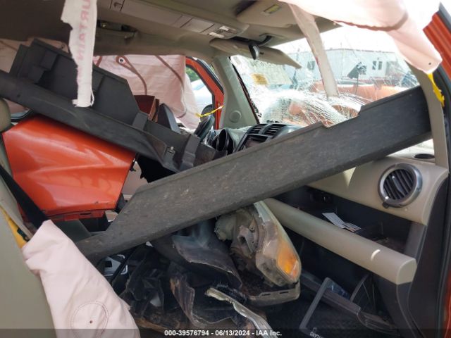 Photo 4 VIN: 5J6YH2H78BL006410 - HONDA ELEMENT 