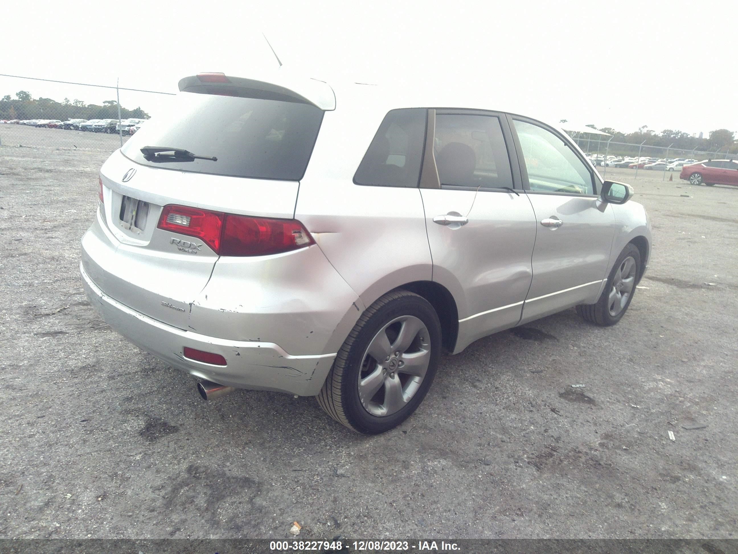 Photo 3 VIN: 5J8TB18217A002607 - ACURA RDX 