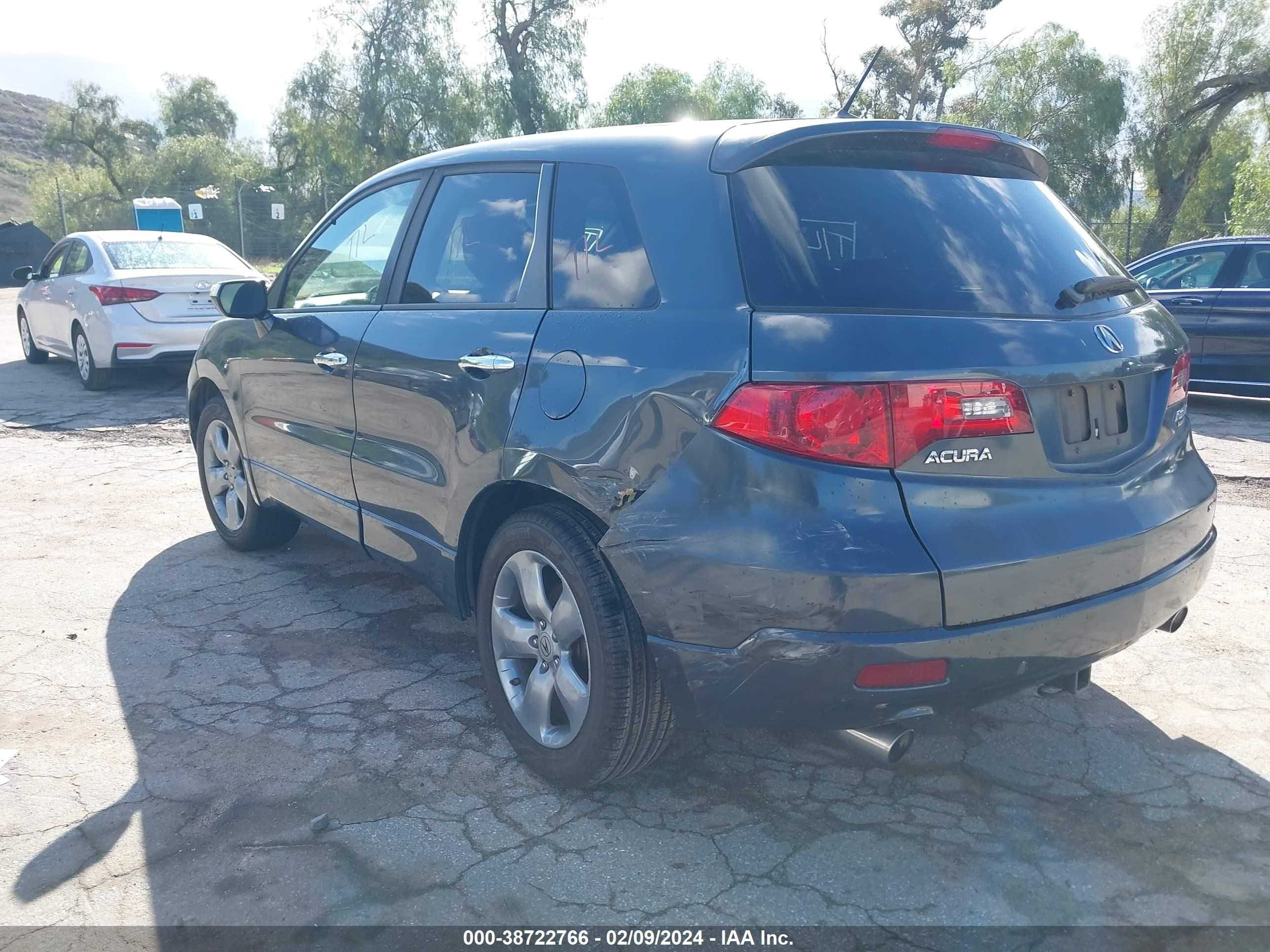 Photo 2 VIN: 5J8TB18237A010126 - ACURA RDX 