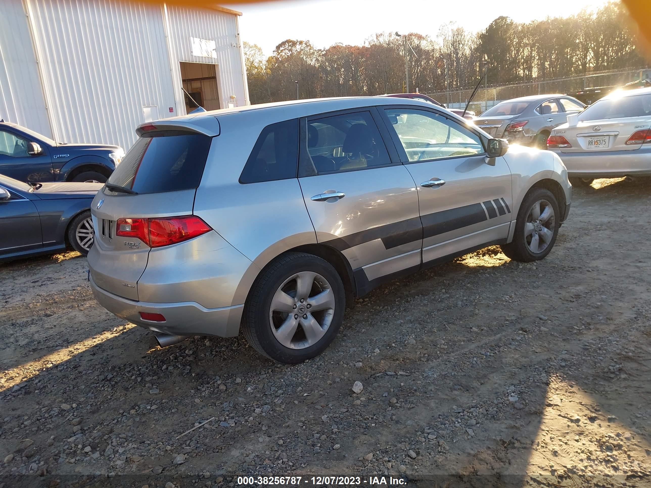 Photo 3 VIN: 5J8TB182X9A003564 - ACURA RDX 