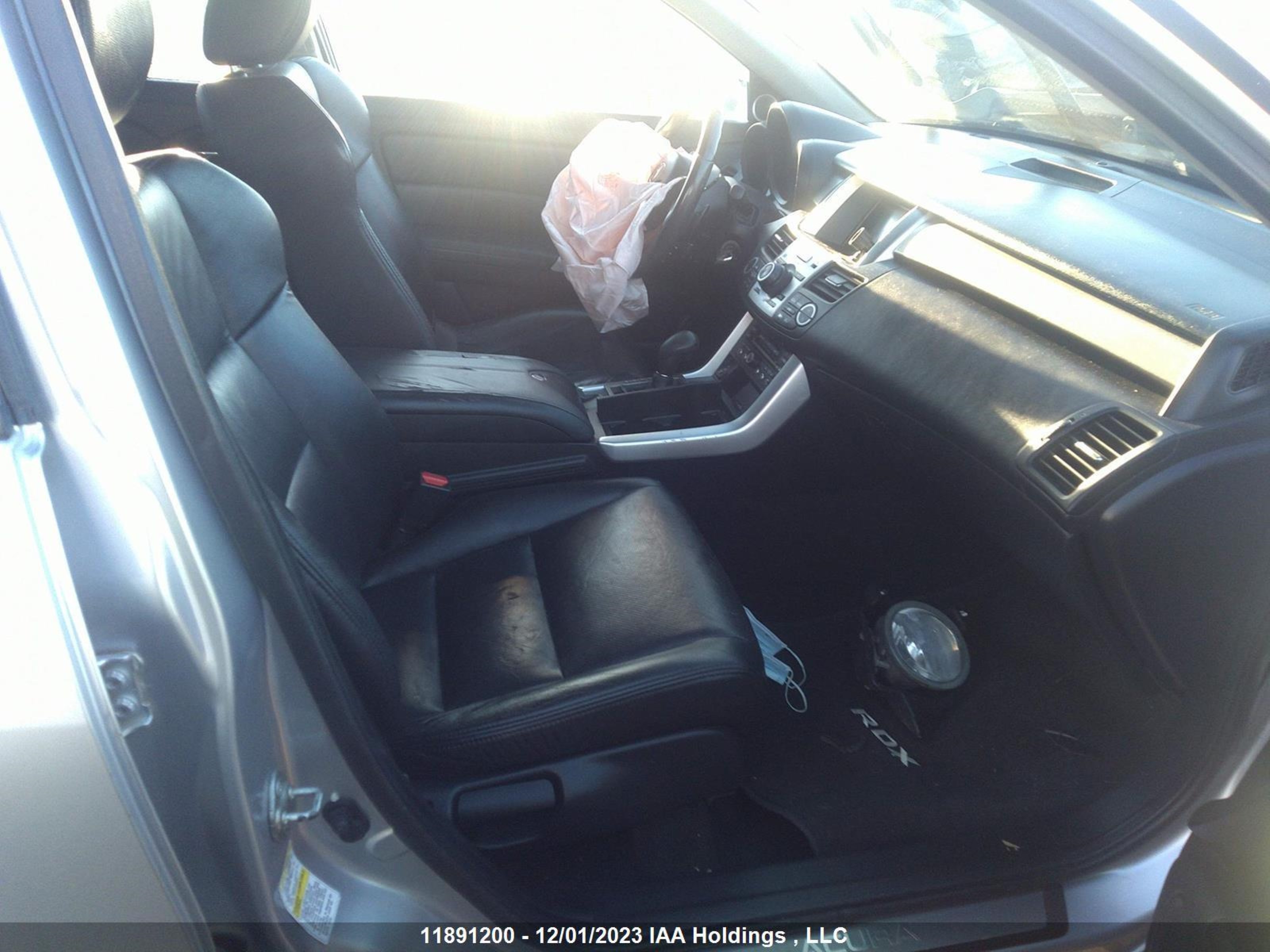 Photo 4 VIN: 5J8TB18537A801573 - ACURA RDX 