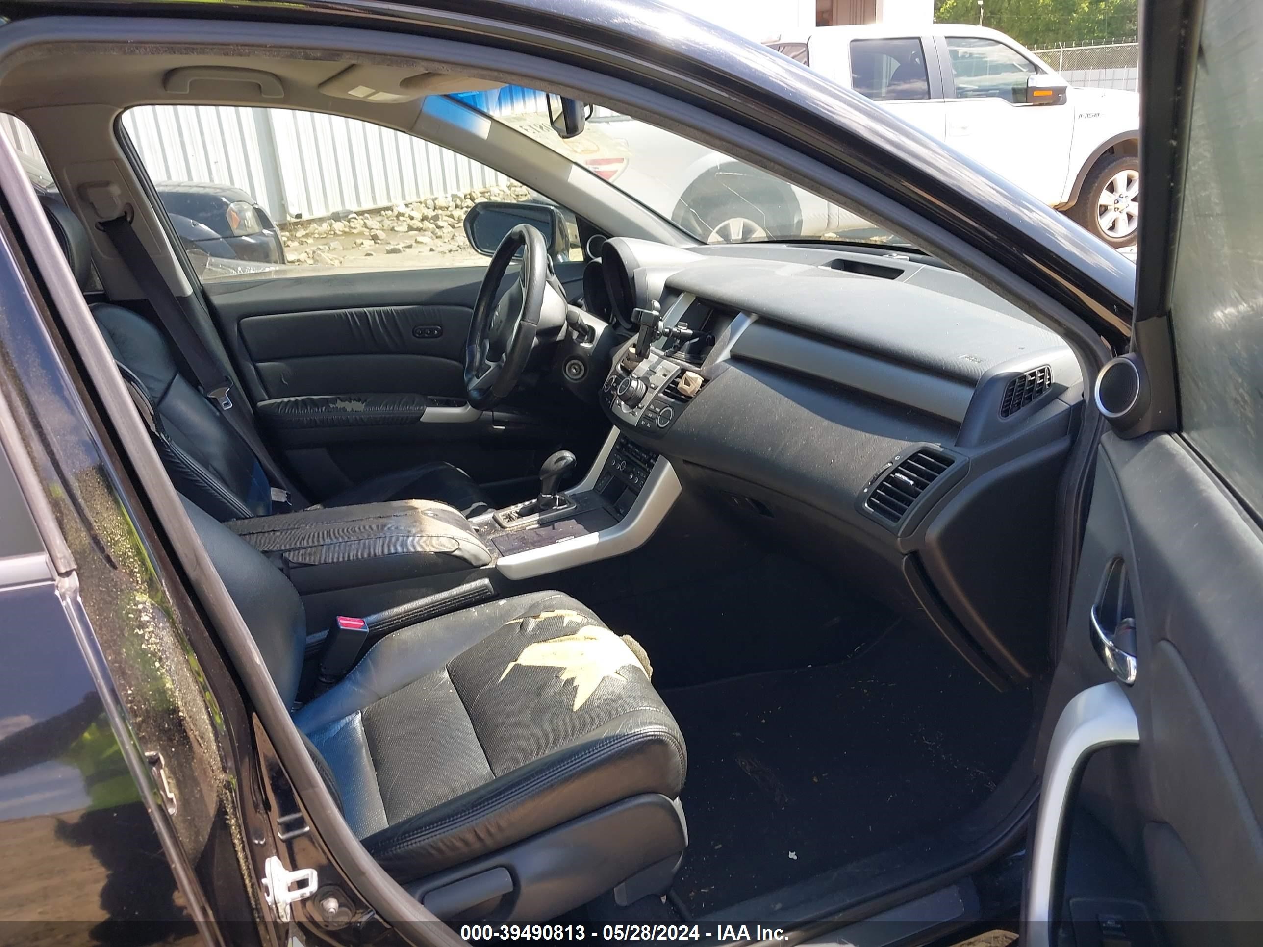 Photo 4 VIN: 5J8TB18548A019753 - ACURA RDX 