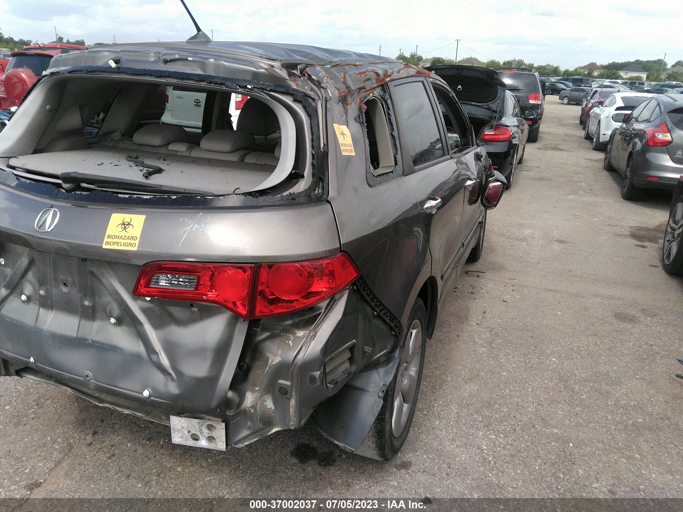 Photo 3 VIN: 5J8TB18558A004999 - ACURA RDX 