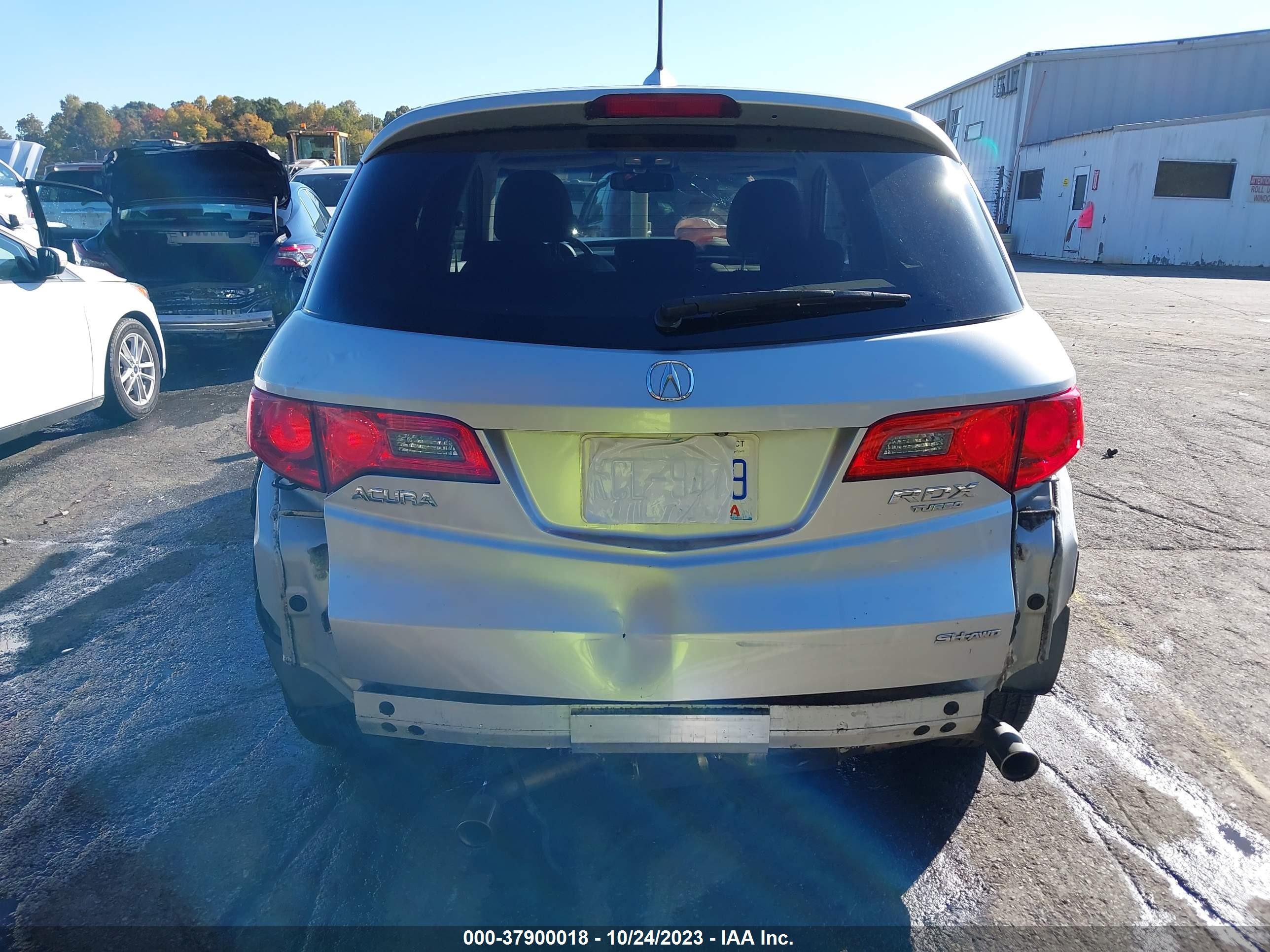 Photo 16 VIN: 5J8TB18558A015730 - ACURA RDX 