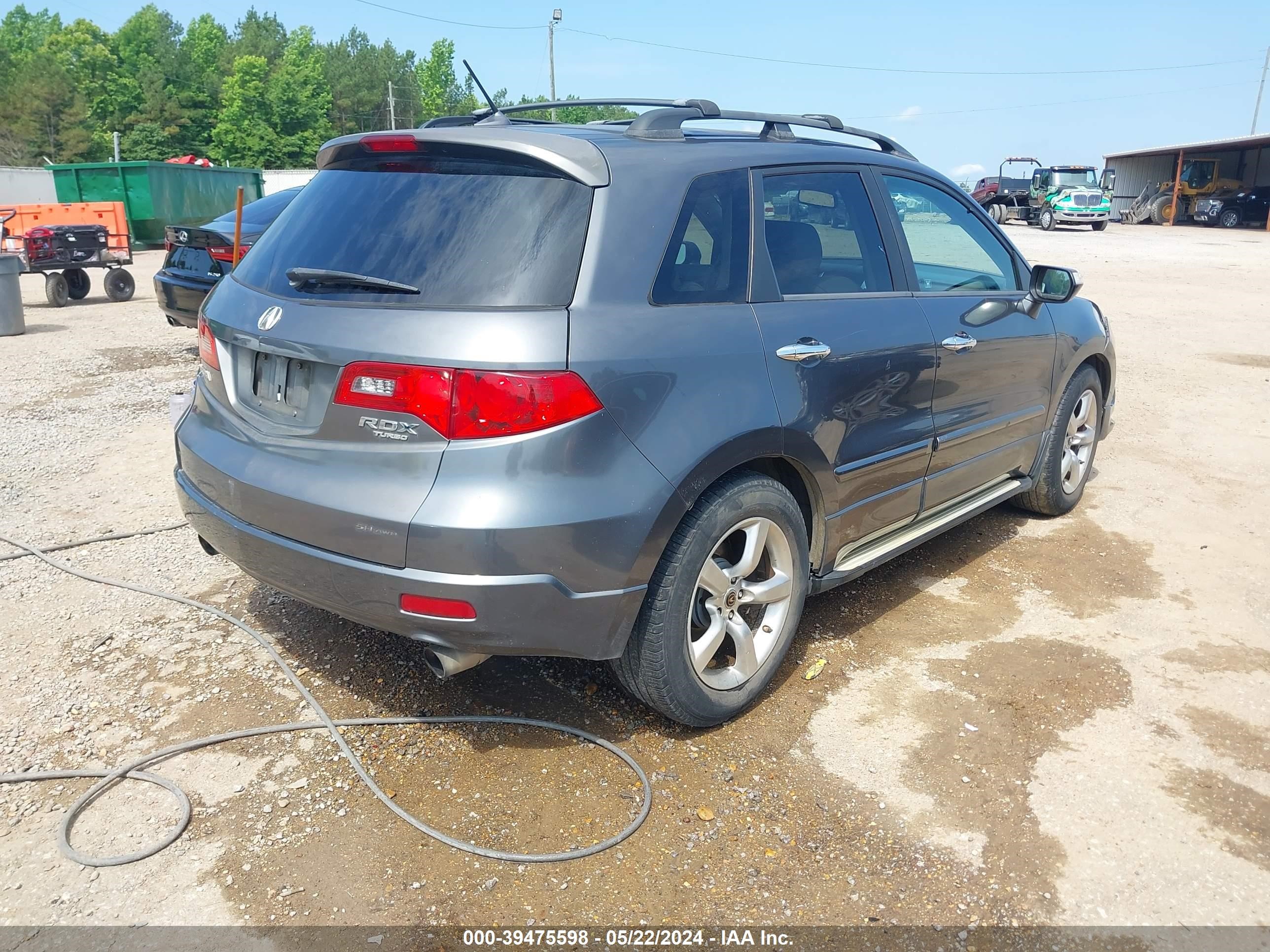 Photo 3 VIN: 5J8TB18568A003828 - ACURA RDX 