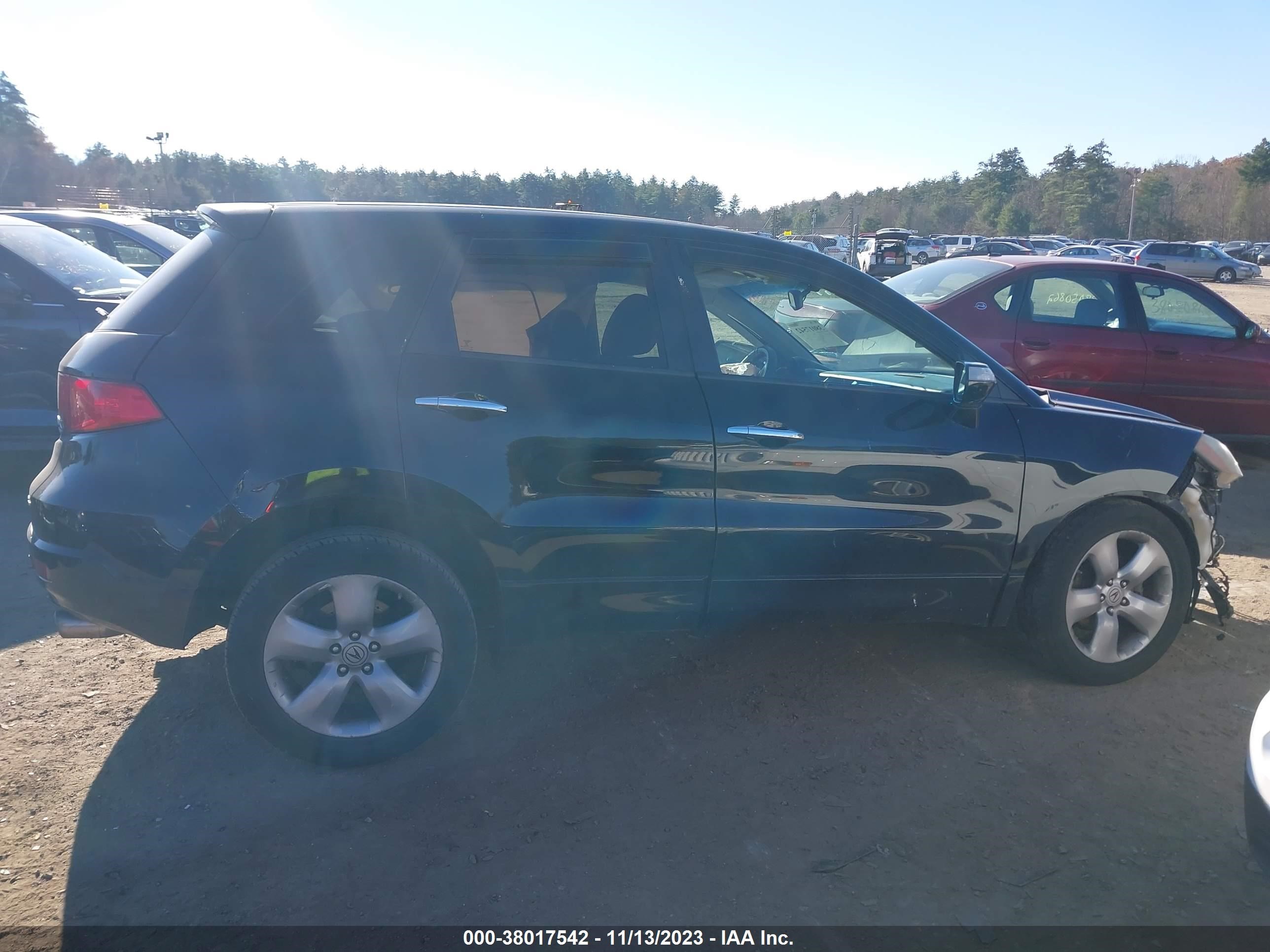 Photo 11 VIN: 5J8TB18588A002311 - ACURA RDX 