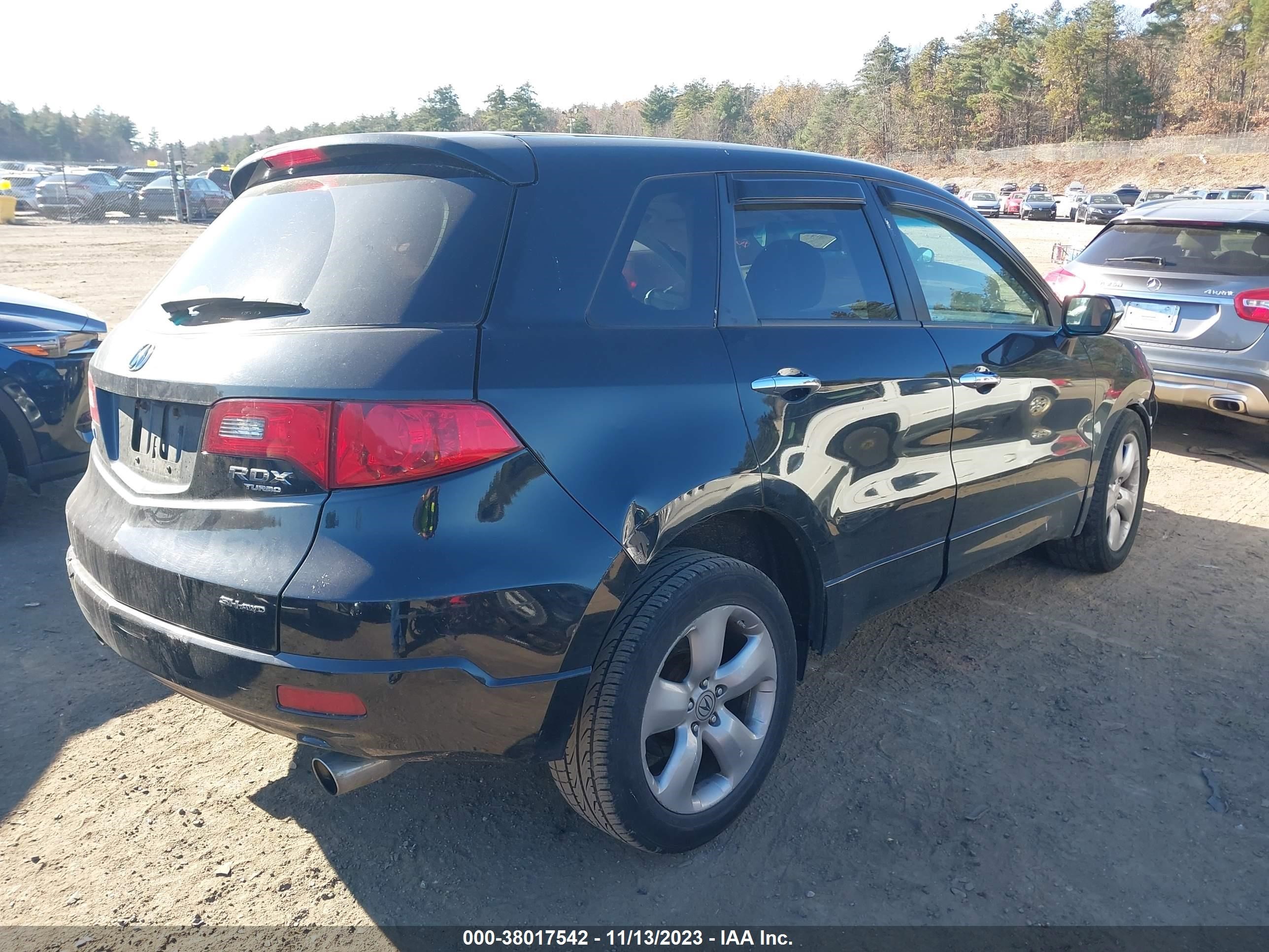 Photo 3 VIN: 5J8TB18588A002311 - ACURA RDX 