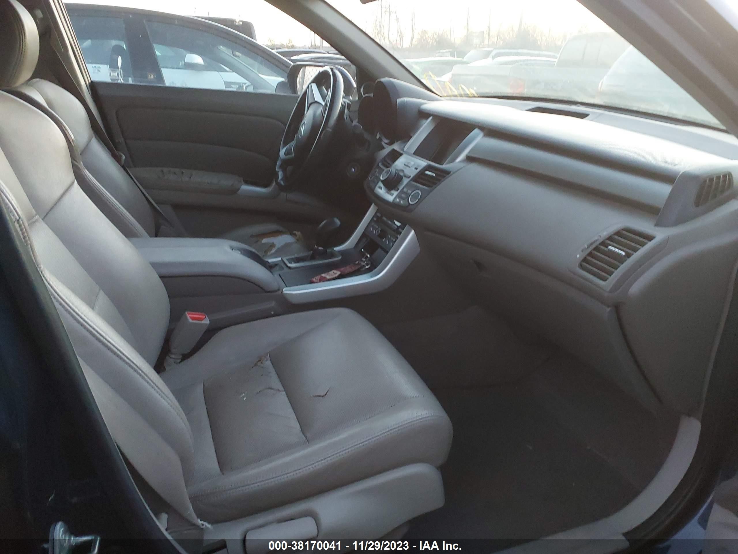 Photo 4 VIN: 5J8TB18597A013767 - ACURA RDX 