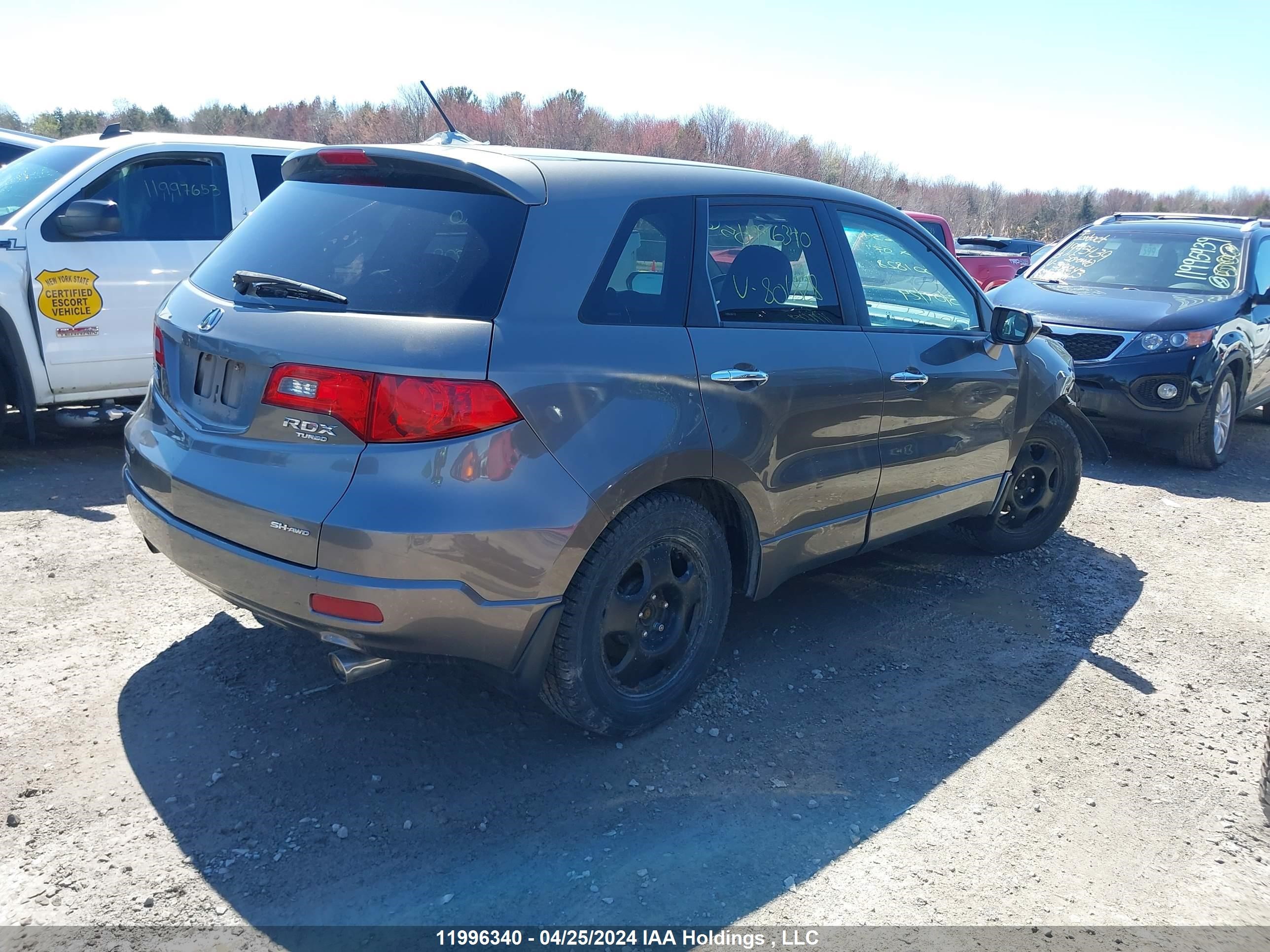 Photo 3 VIN: 5J8TB185X7A801828 - ACURA RDX 