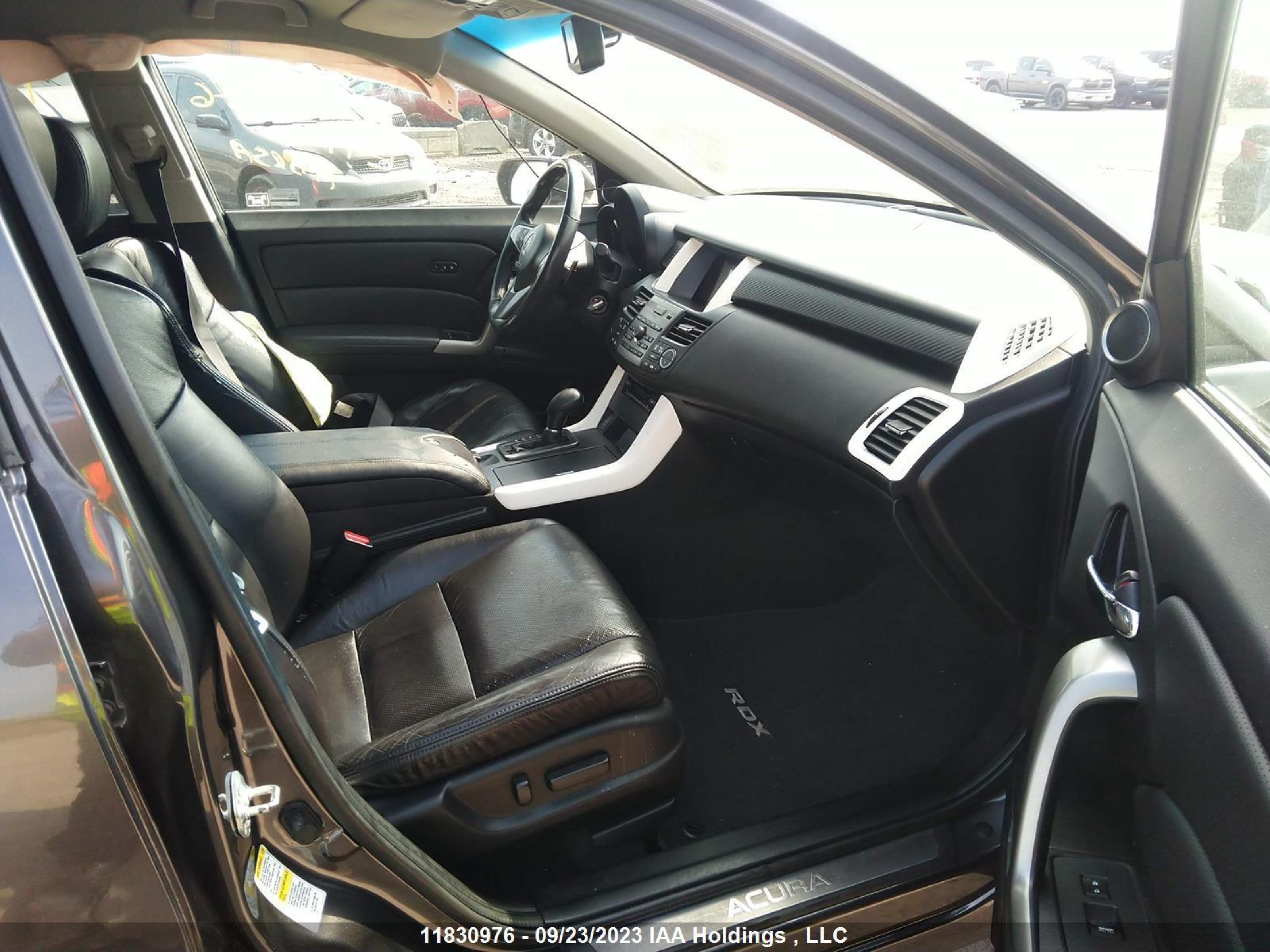 Photo 4 VIN: 5J8TB1H22AA802758 - ACURA RDX 