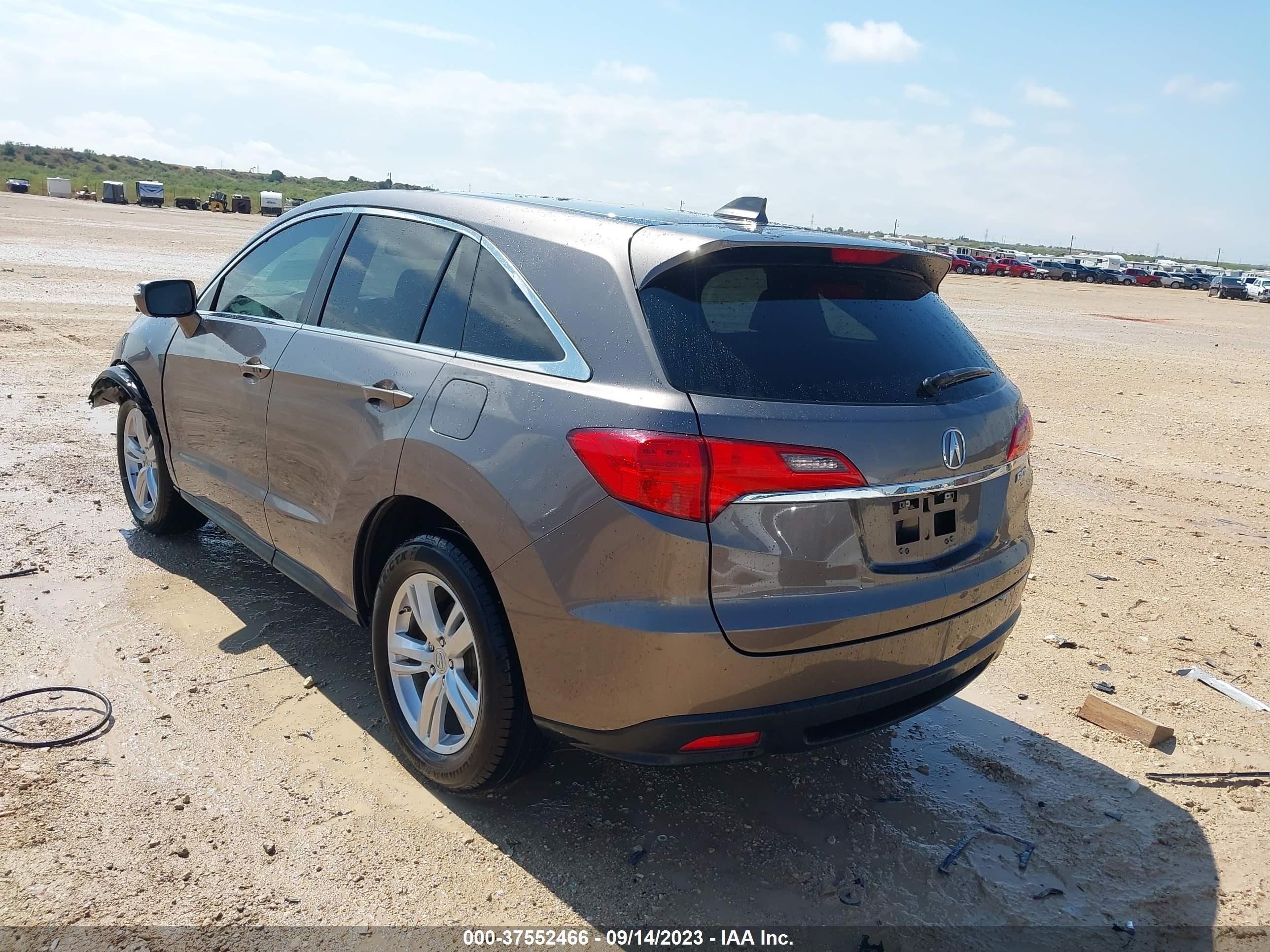 Photo 2 VIN: 5J8TB3H30DL015773 - ACURA RDX 