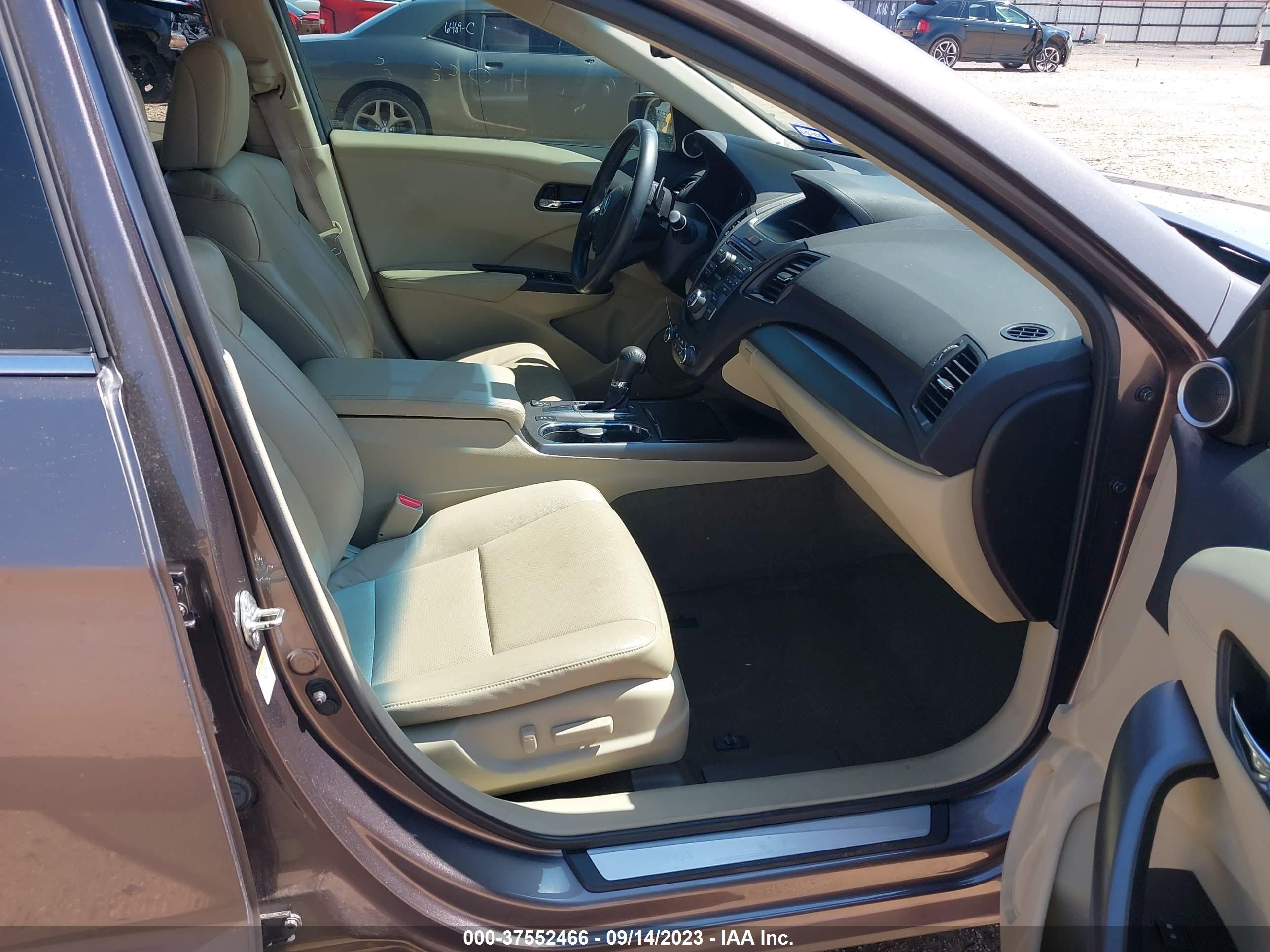 Photo 4 VIN: 5J8TB3H30DL015773 - ACURA RDX 