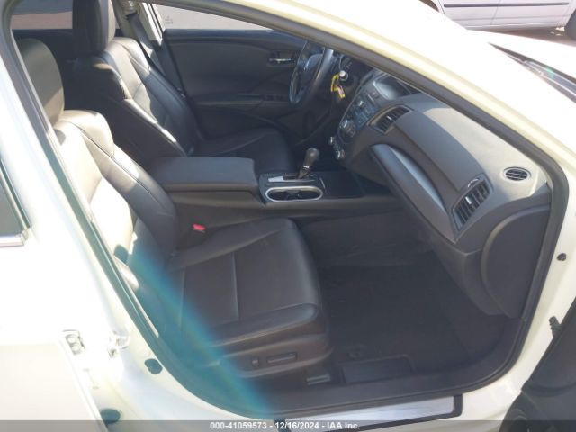 Photo 4 VIN: 5J8TB3H33HL017720 - ACURA RDX 