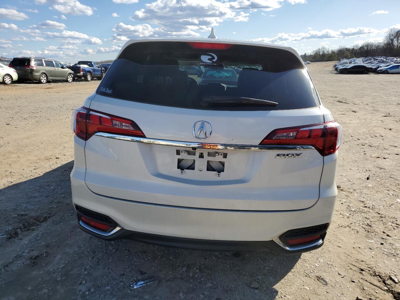 Photo 5 VIN: 5J8TB3H36JL002957 - ACURA RDX 