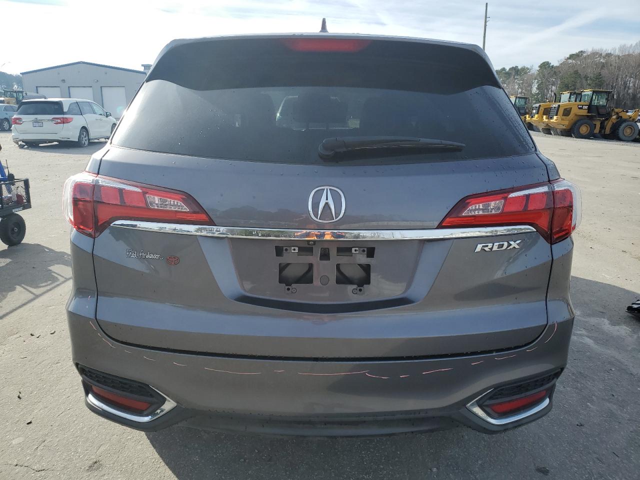 Photo 5 VIN: 5J8TB3H38JL005360 - ACURA RDX 