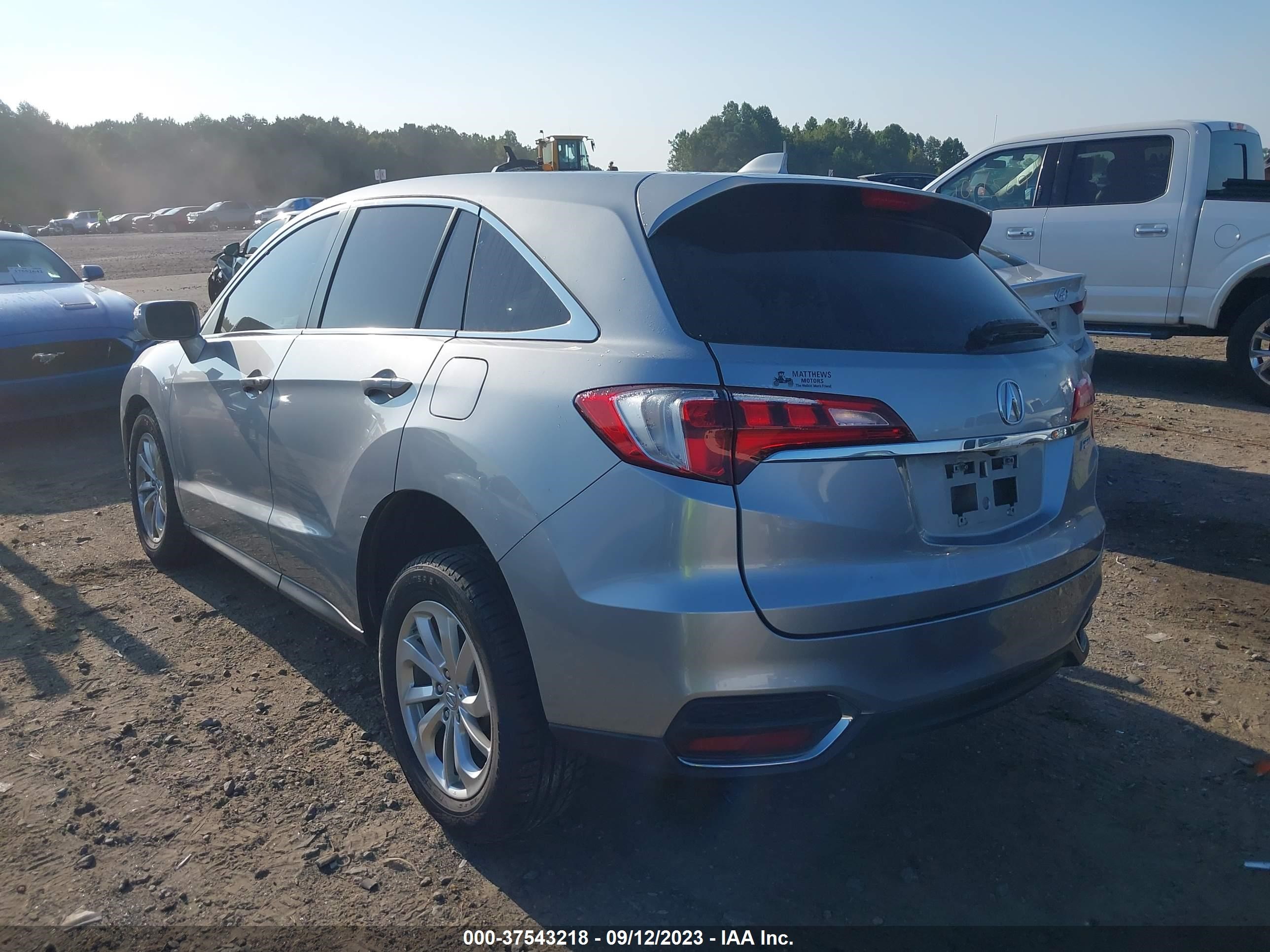 Photo 2 VIN: 5J8TB3H38JL014284 - ACURA RDX 