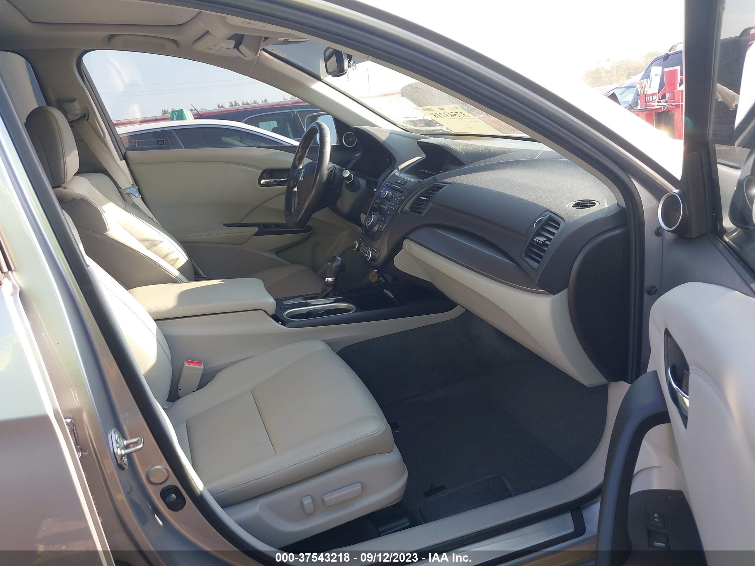 Photo 4 VIN: 5J8TB3H38JL014284 - ACURA RDX 